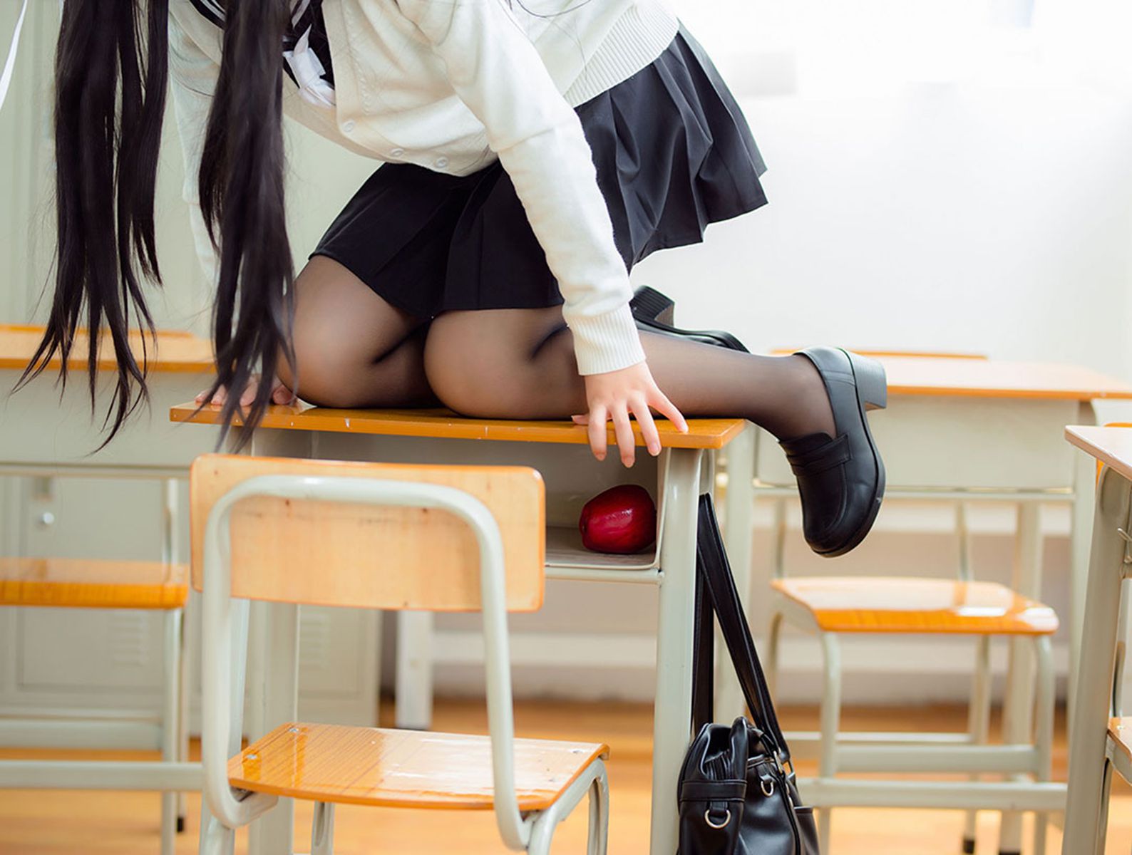 图片[10]-逐月Su 爱宕 犬 校园浪漫曲 [22P] – 速更版-美库