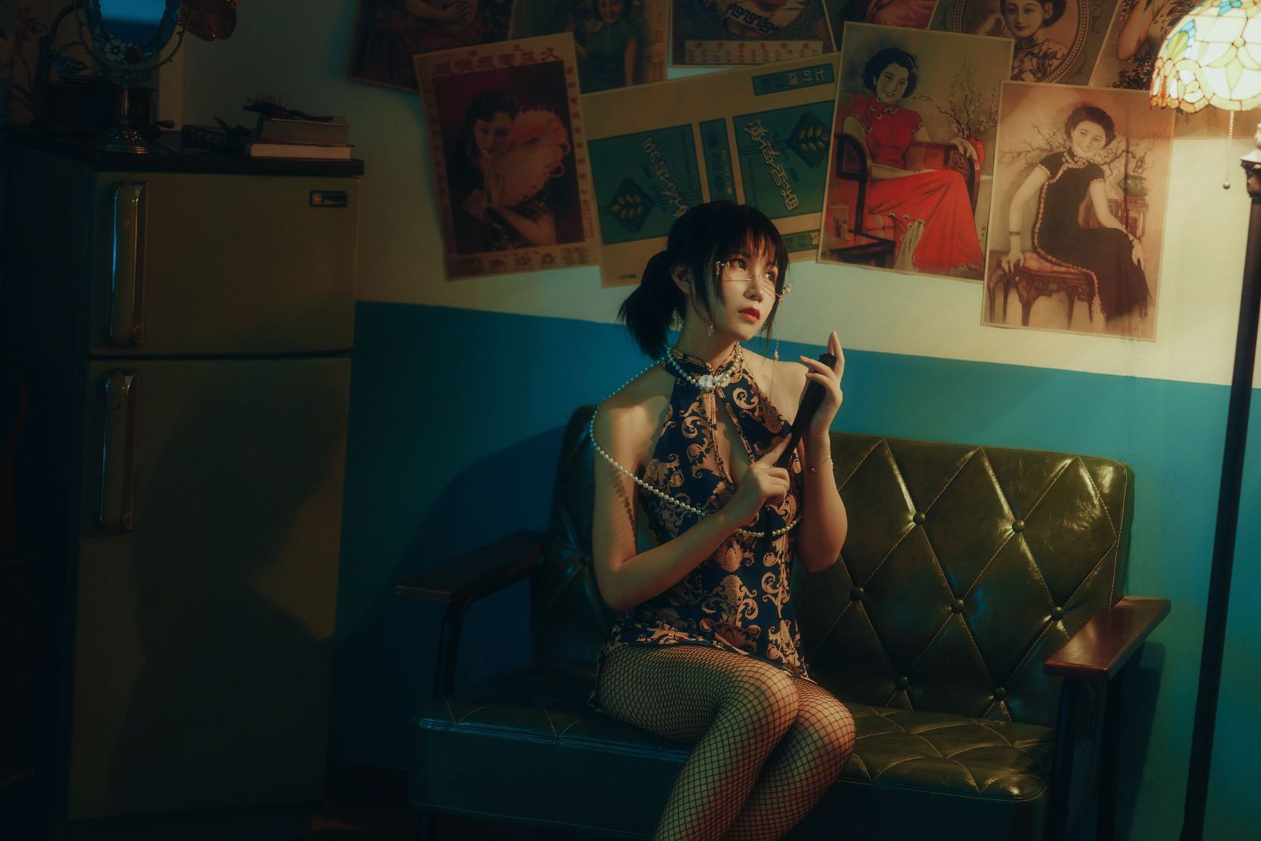 图片[16]-逐月Su 渔网袜 短旗袍 [37P] – 速更版-美库