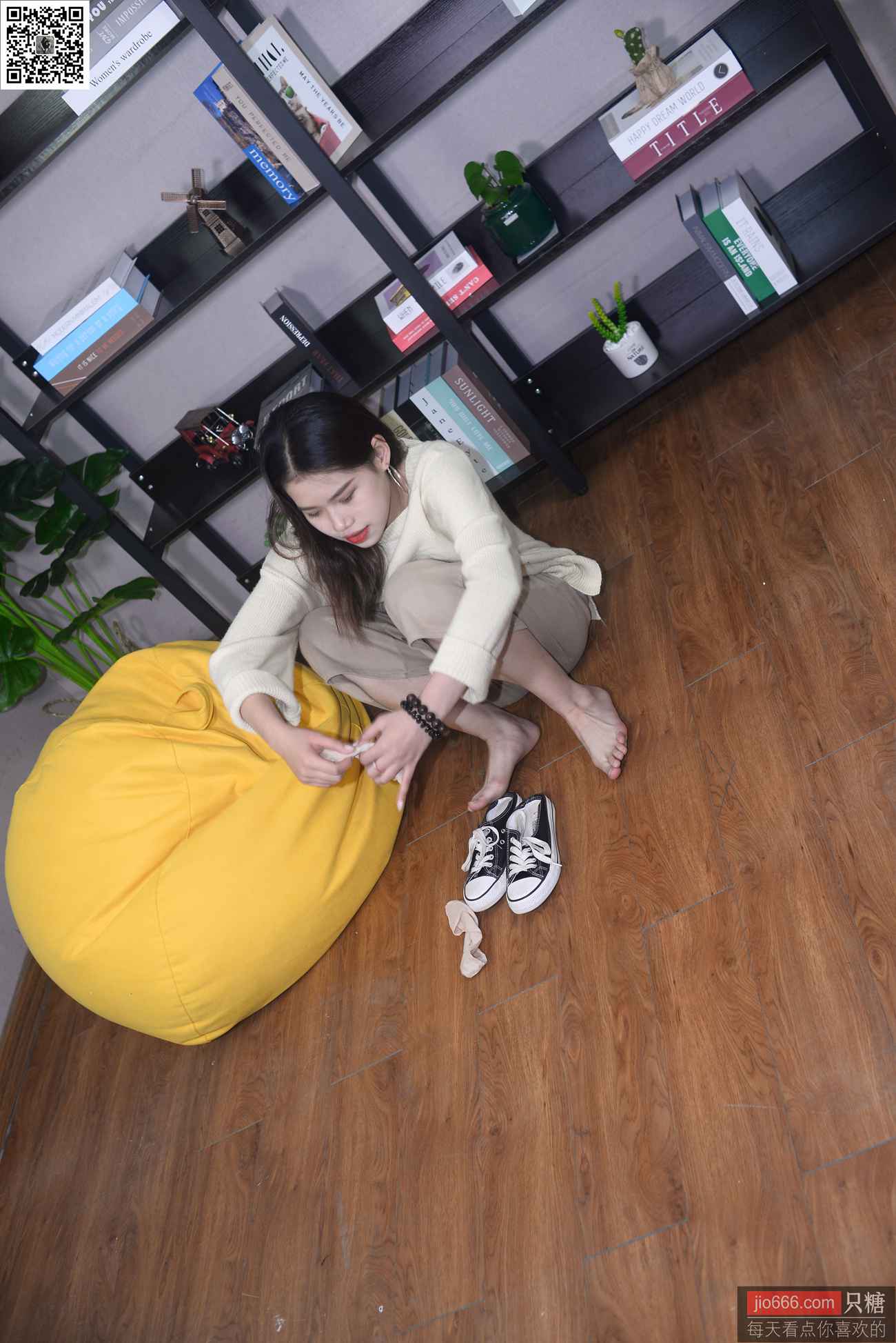 图片[186]-[只糖棉袜]NO.165 苏瑶 有趣的灵魂终会遇见[205P] – 速更版-美库