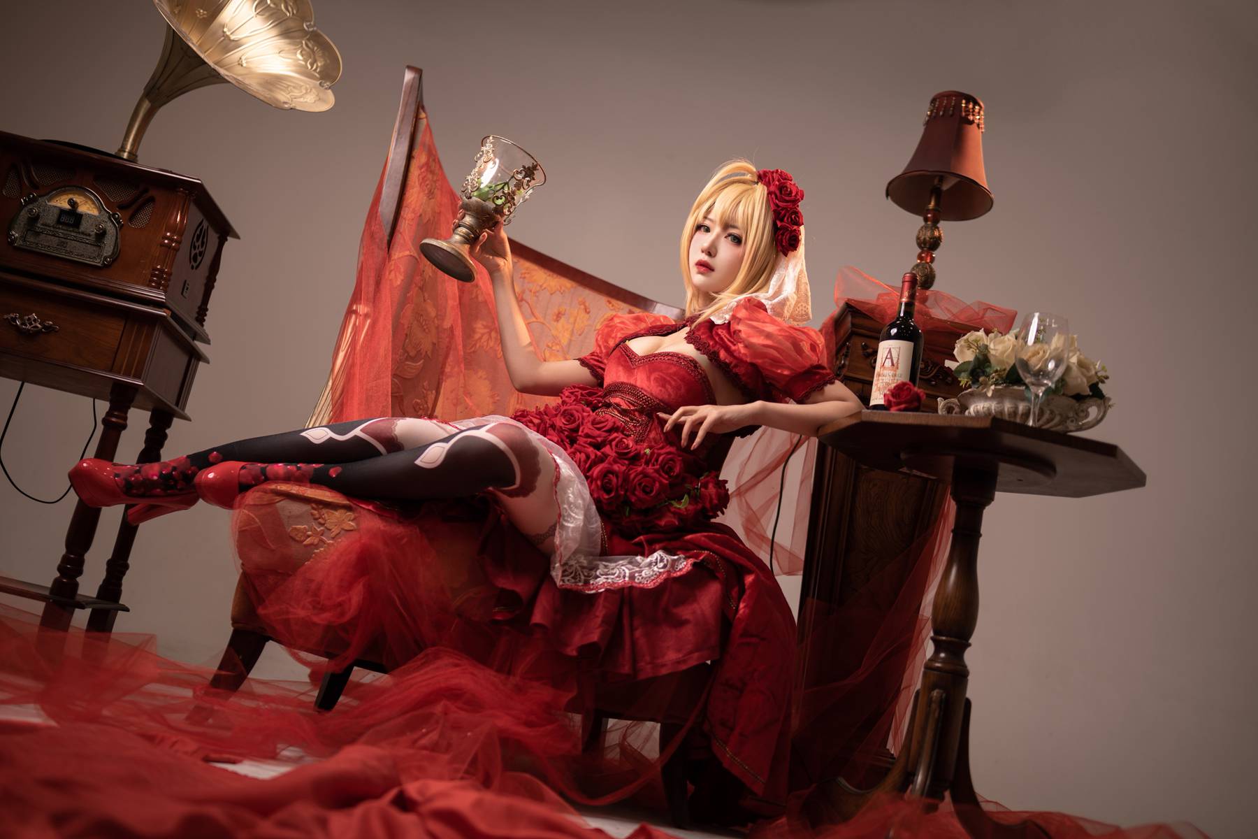 图片[12]-Shika小鹿鹿 尼禄礼服[15P] – 速更版-美库