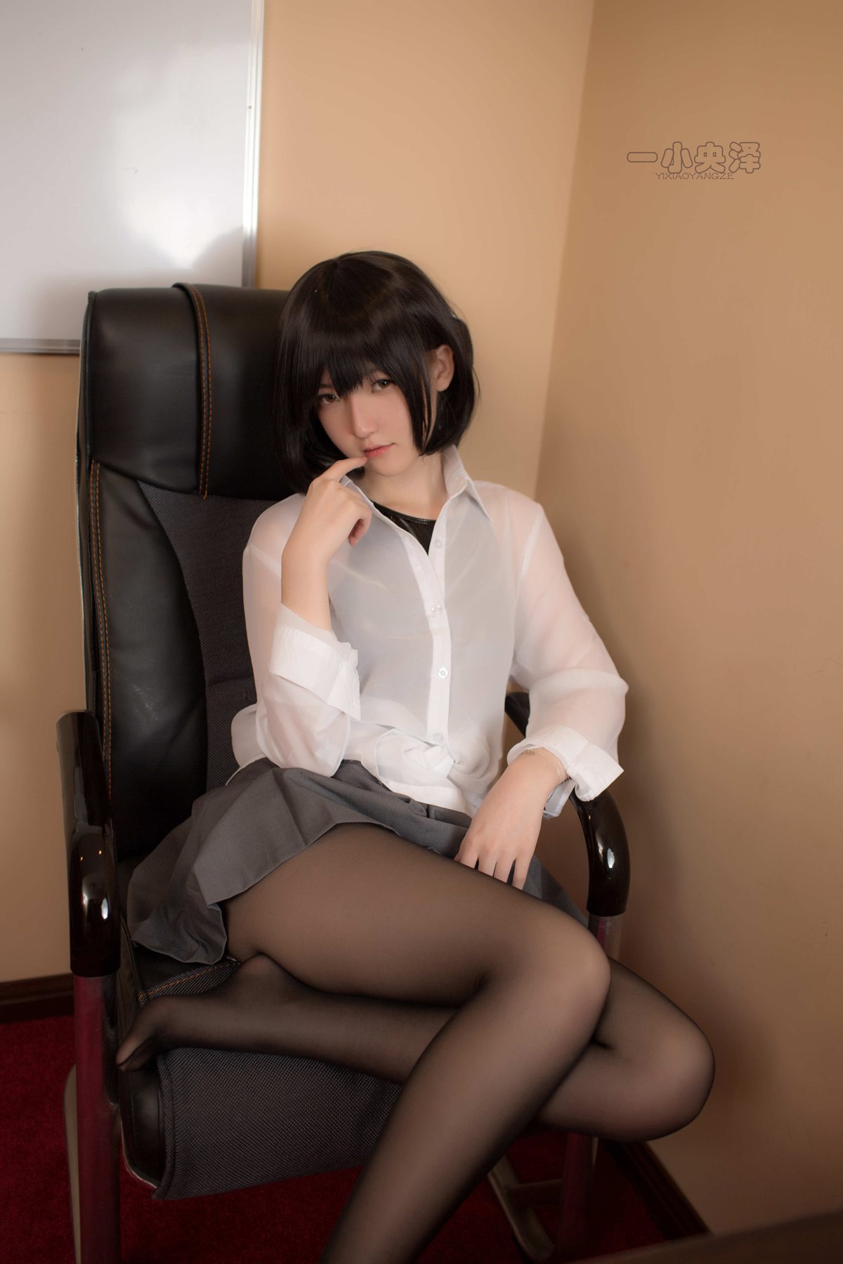 图片[34]-一小央泽-黑丝 [33P] – 速更版-美库