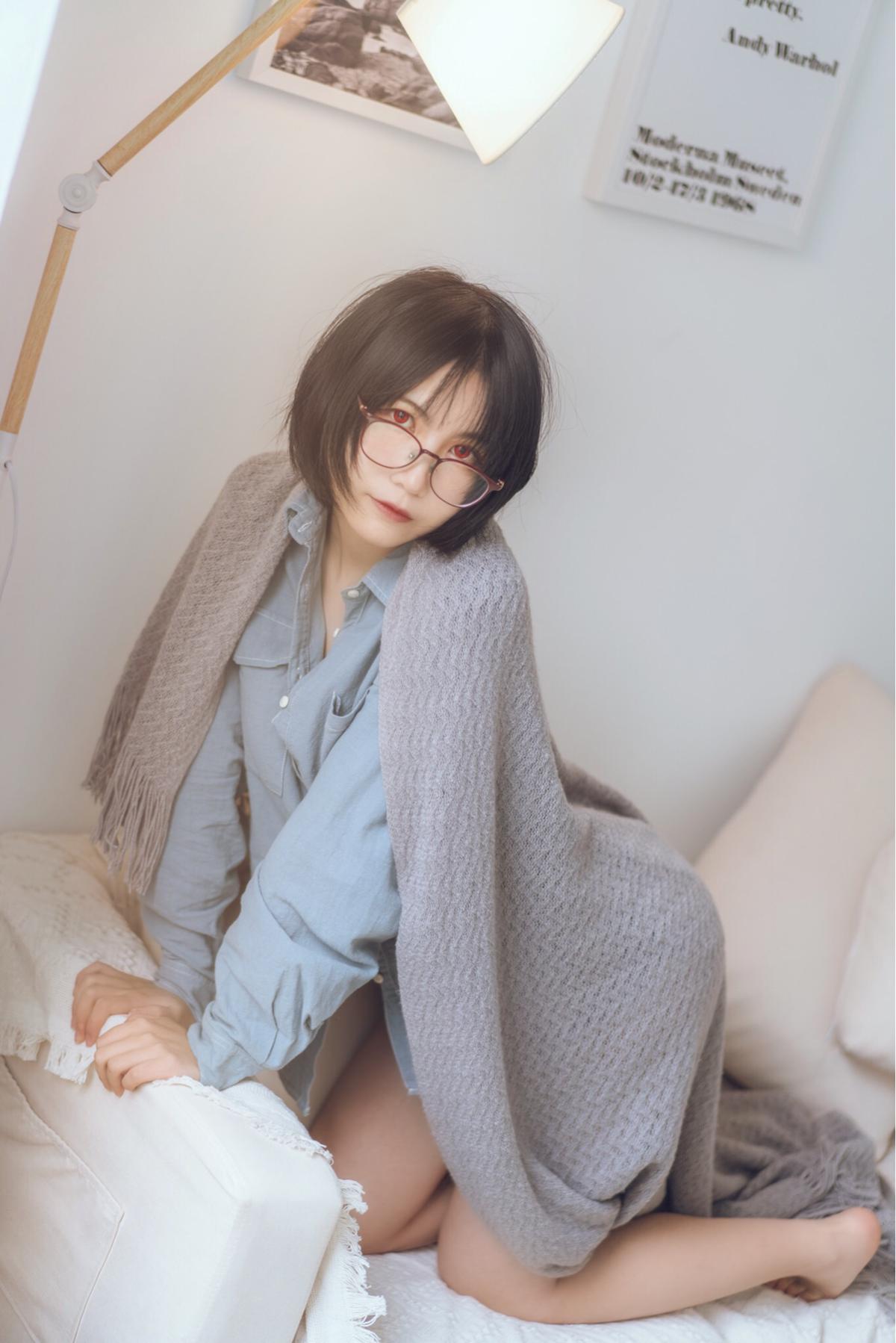 图片[11]-逐月Su 蓝色衬衫发布 [22P] – 速更版-美库