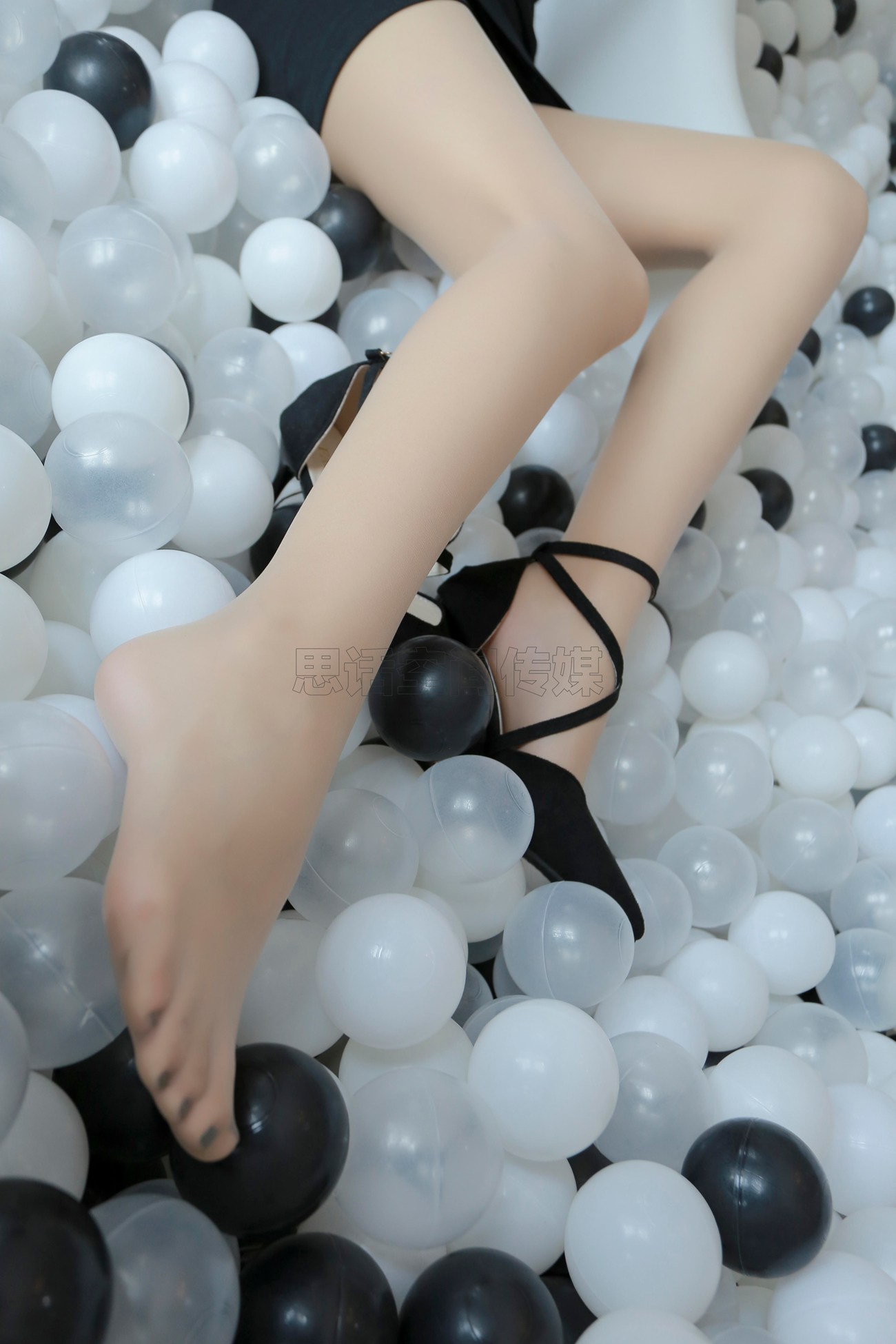 图片[21]-[SiHua思话]SJ001 曦然 泡泡球上的学姐[47P] – 速更版-美库