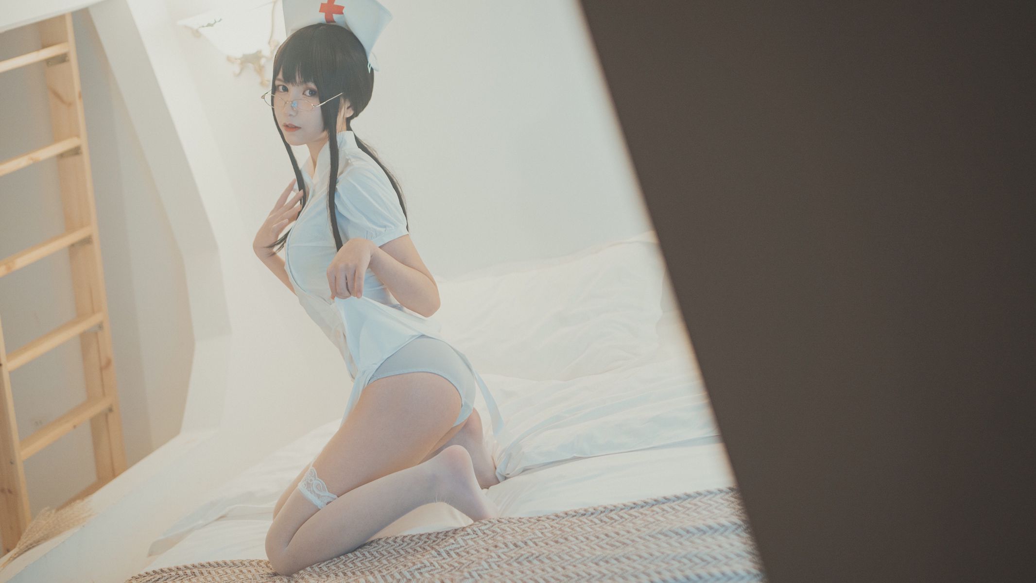 图片[23]-逐月Su 小护士 [24P] – 速更版-美库