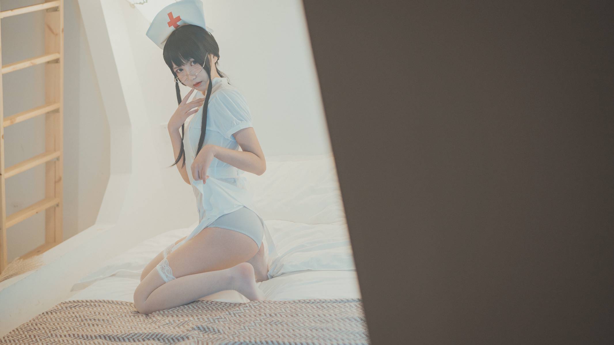 图片[24]-逐月Su 小护士 [24P] – 速更版-美库