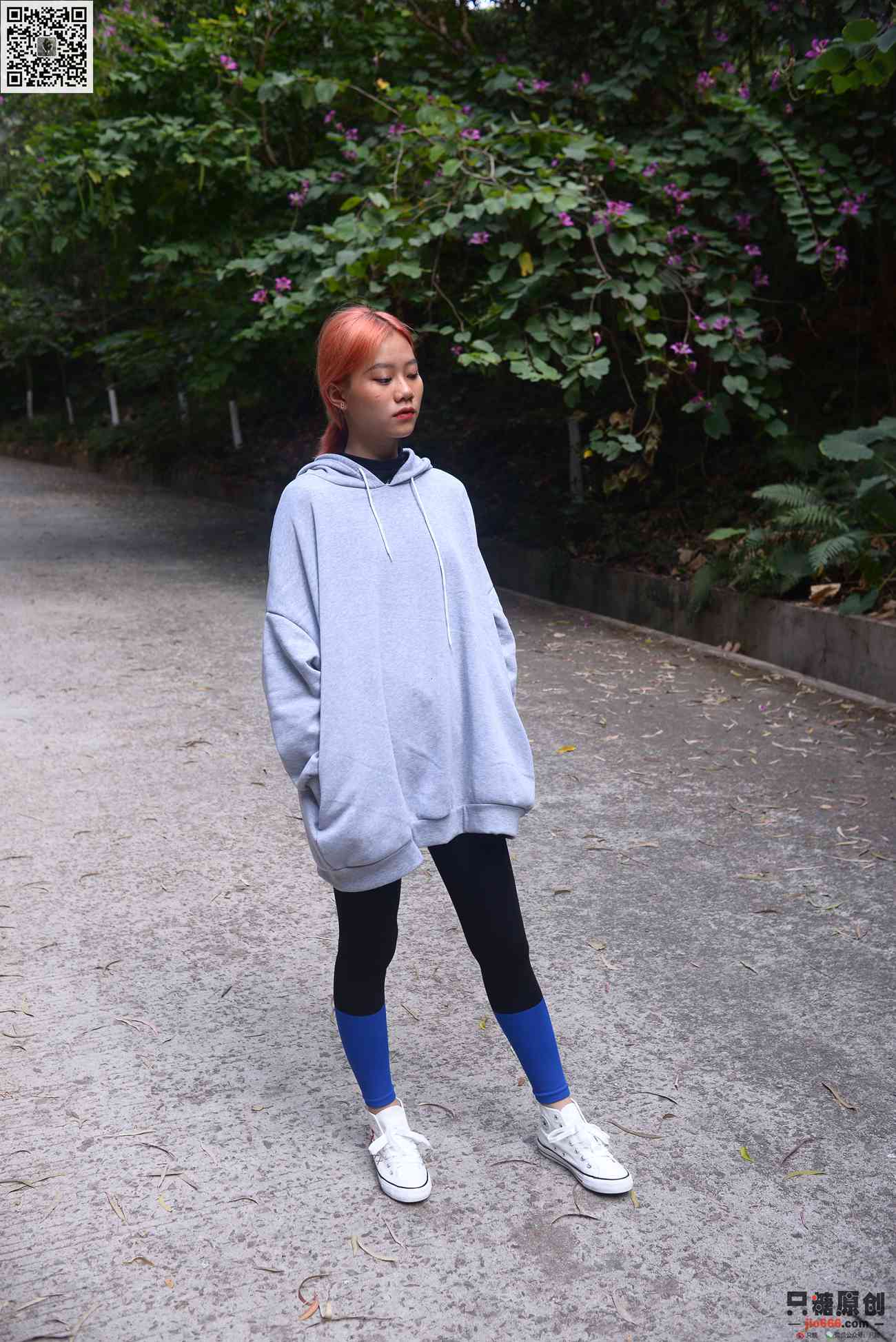 图片[10]-[只糖棉袜]NO.181 彤彤 满目青山，载月明归[176P] – 速更版-美库