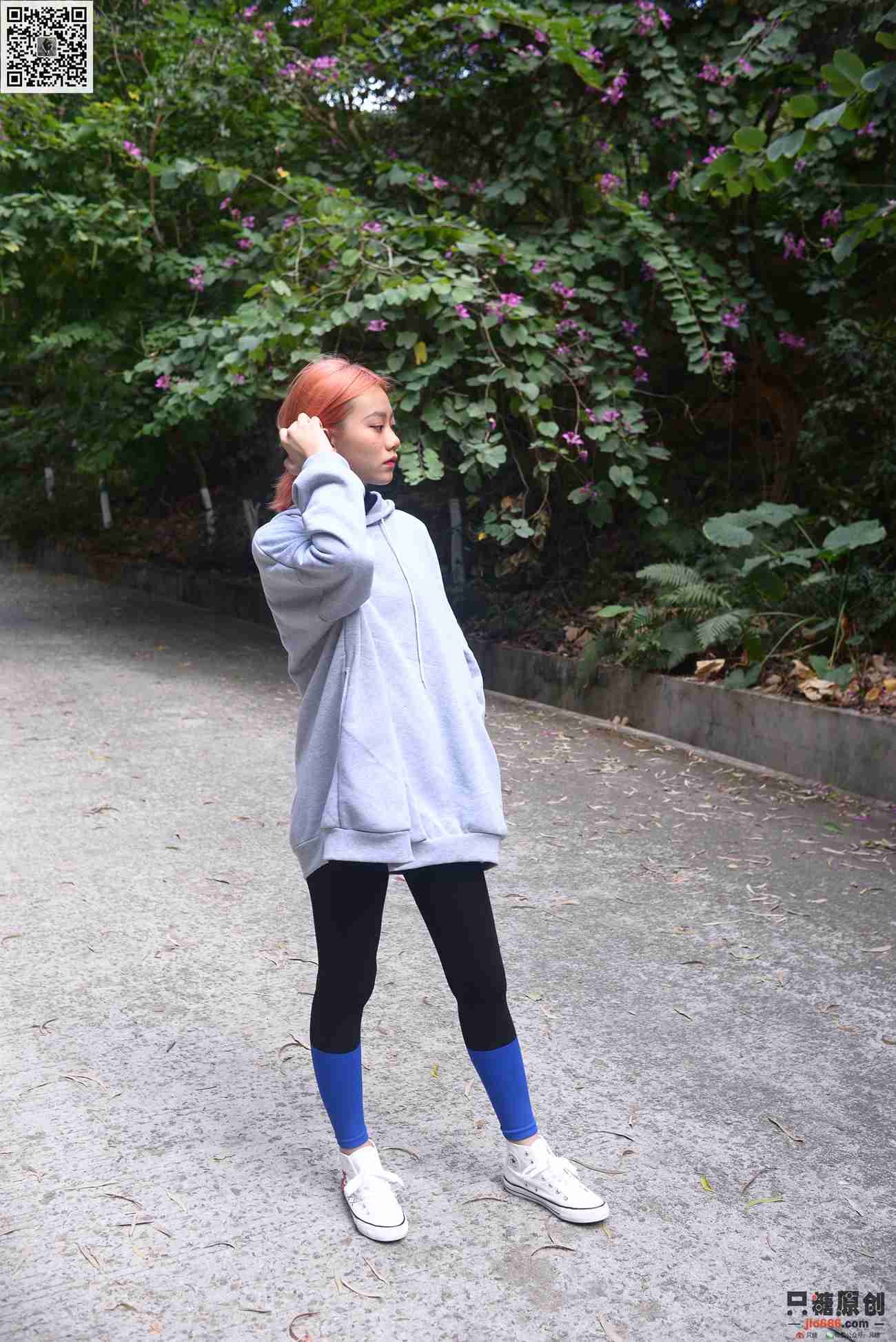 图片[11]-[只糖棉袜]NO.181 彤彤 满目青山，载月明归[176P] – 速更版-美库