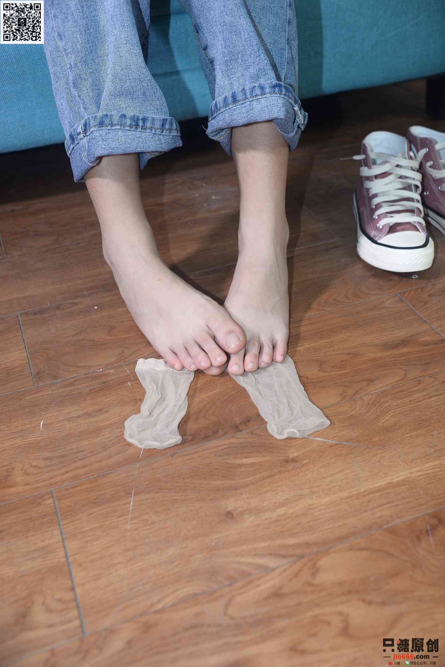 图片[28]-[只糖棉袜]NO.191 彤彤 解锁新的一年[171P] – 速更版-美库