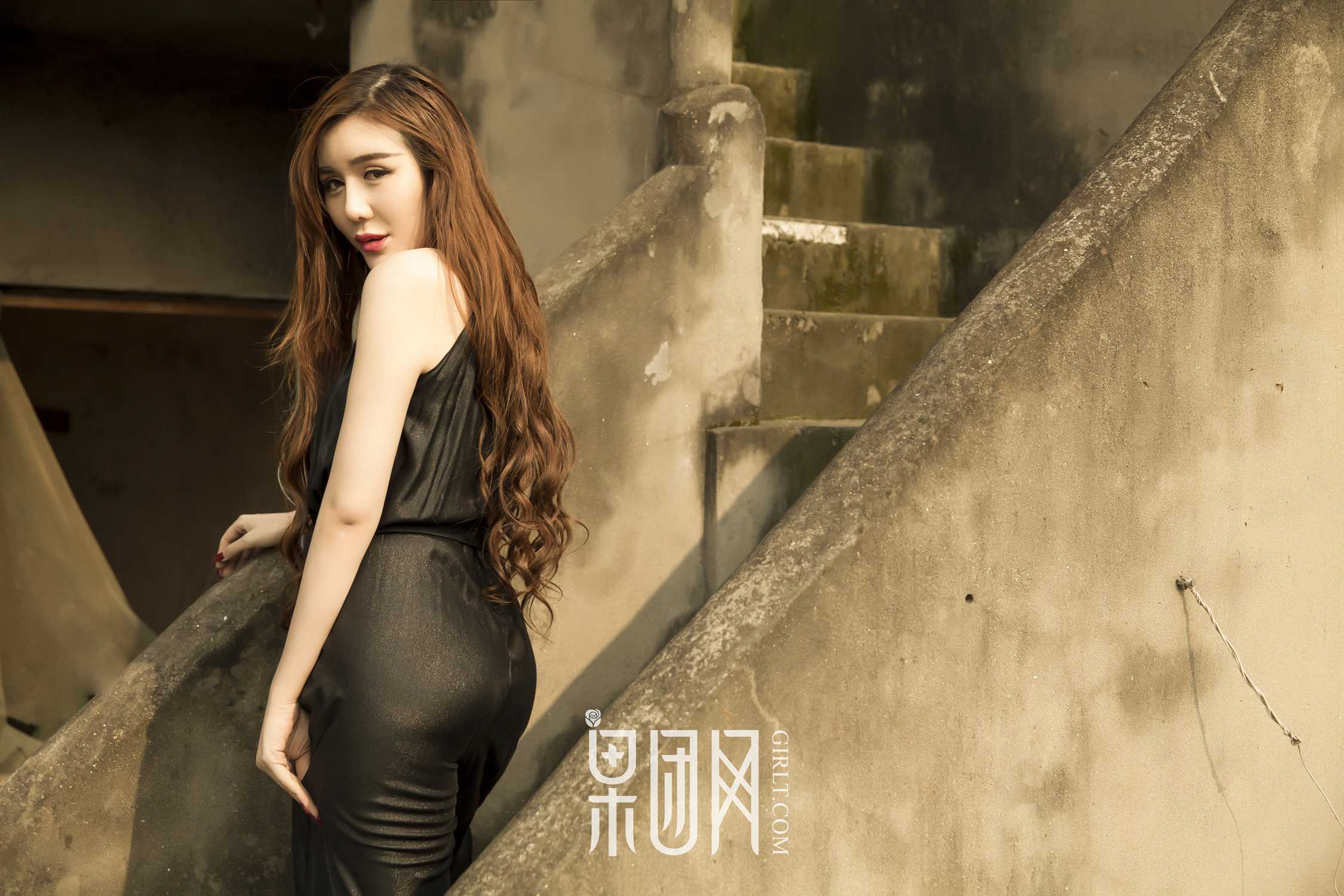 图片[30]-[Girlt果团网]2017.06.22 NO.019 周晓唯 兔女郎真空上阵眼神迷离惹人遐思 [37P] – 速更版-美库