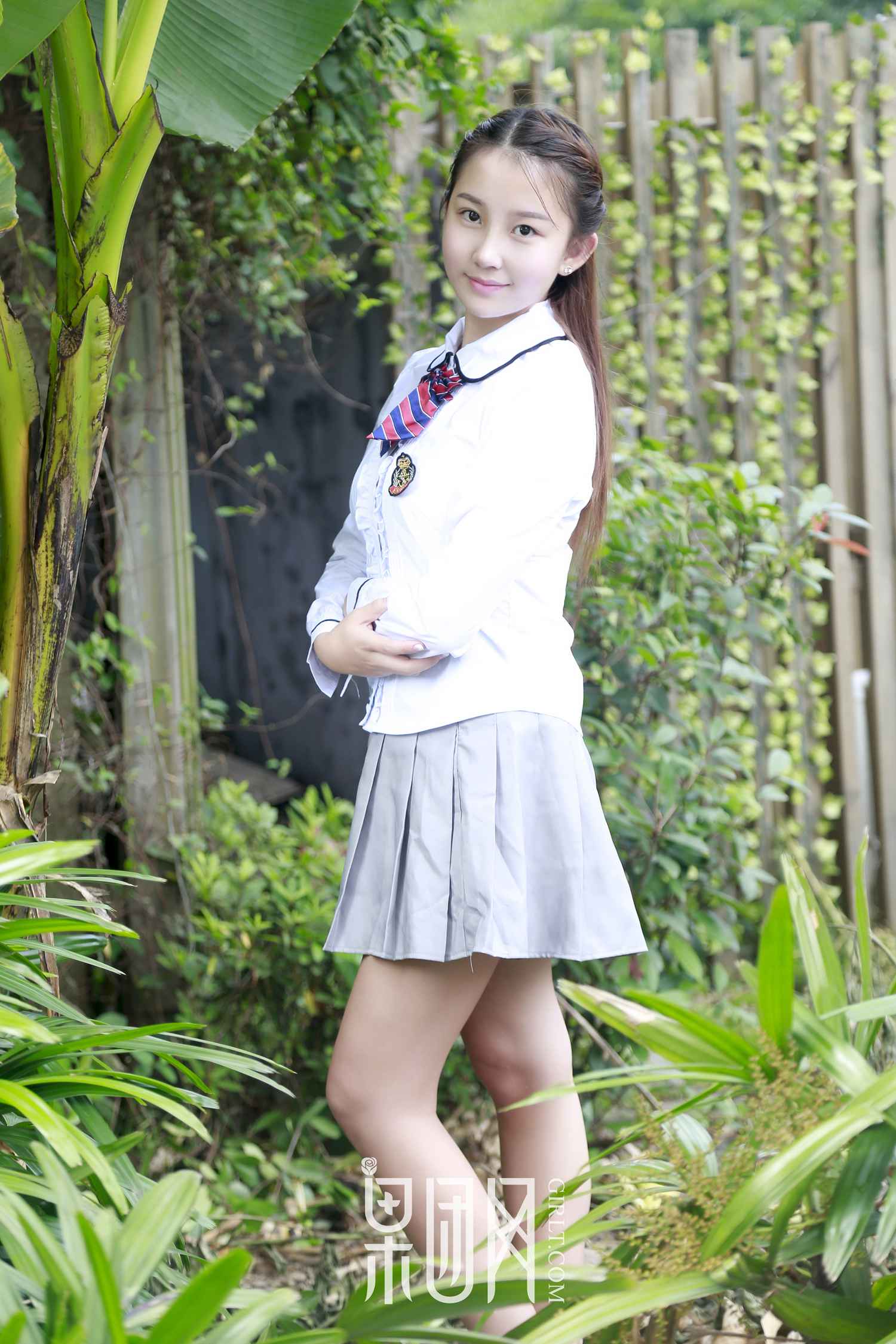 图片[43]-[Girlt果团网]2017.06.29 NO.025 学生妹白丝翘臀丰胸制服琪琪 [49P] – 速更版-美库