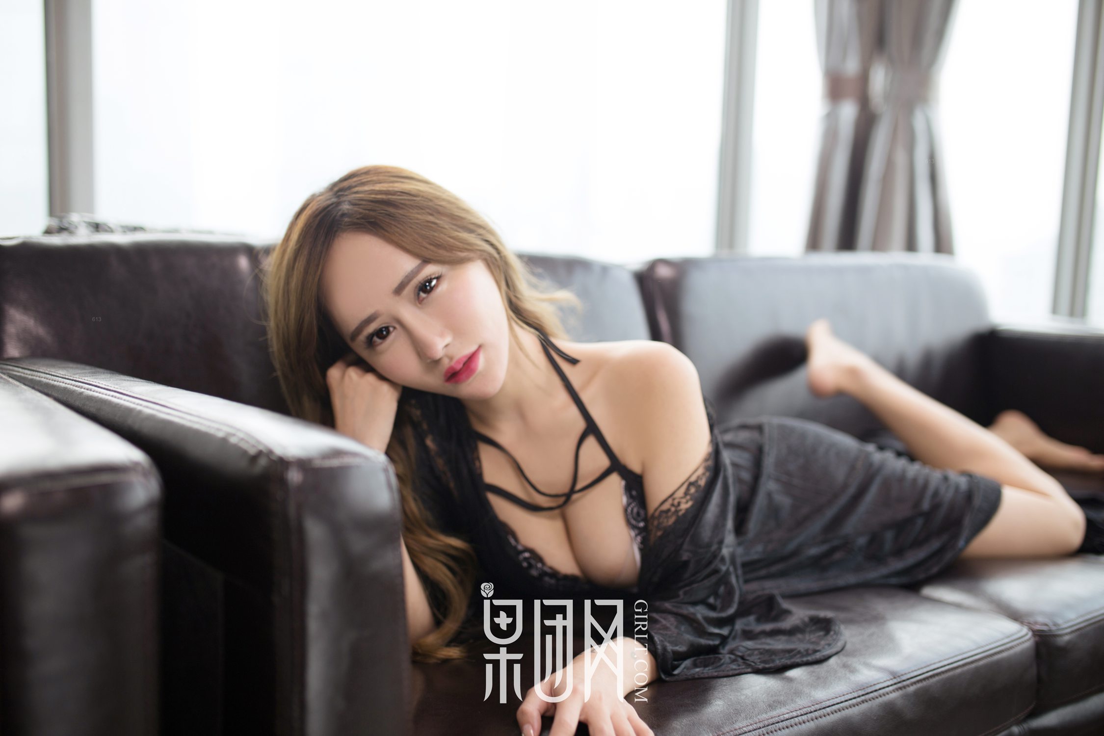 图片[55]-[Girlt果团网]2017.07.08 NO.027 何梦兮Stacy爆乳装玩转制服诱惑 [54P] – 速更版-美库