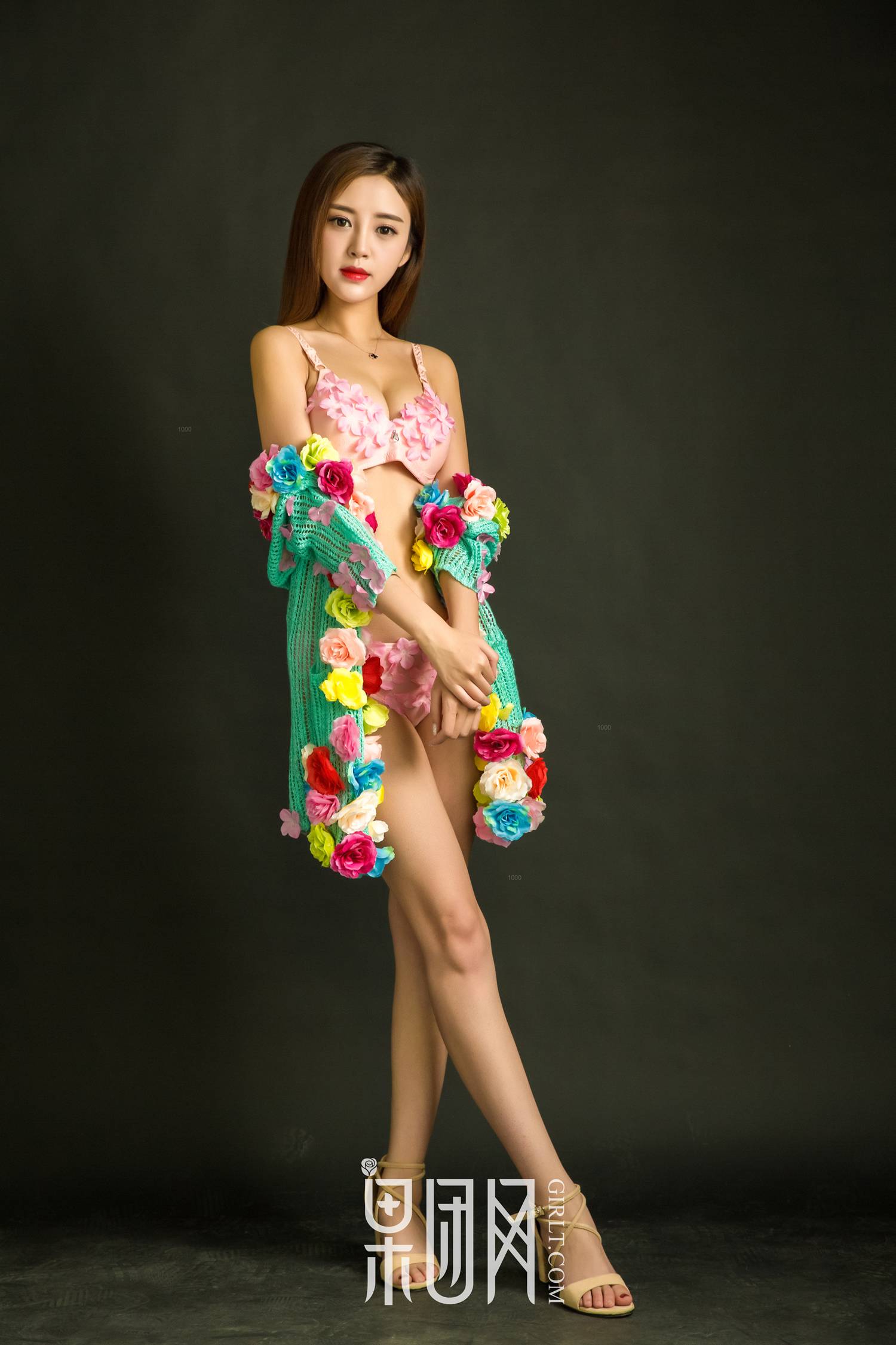 图片[29]-[Girlt果团网]2017.08.13 NO.051 温柔少女蜜球颤颤 [50P] – 速更版-美库