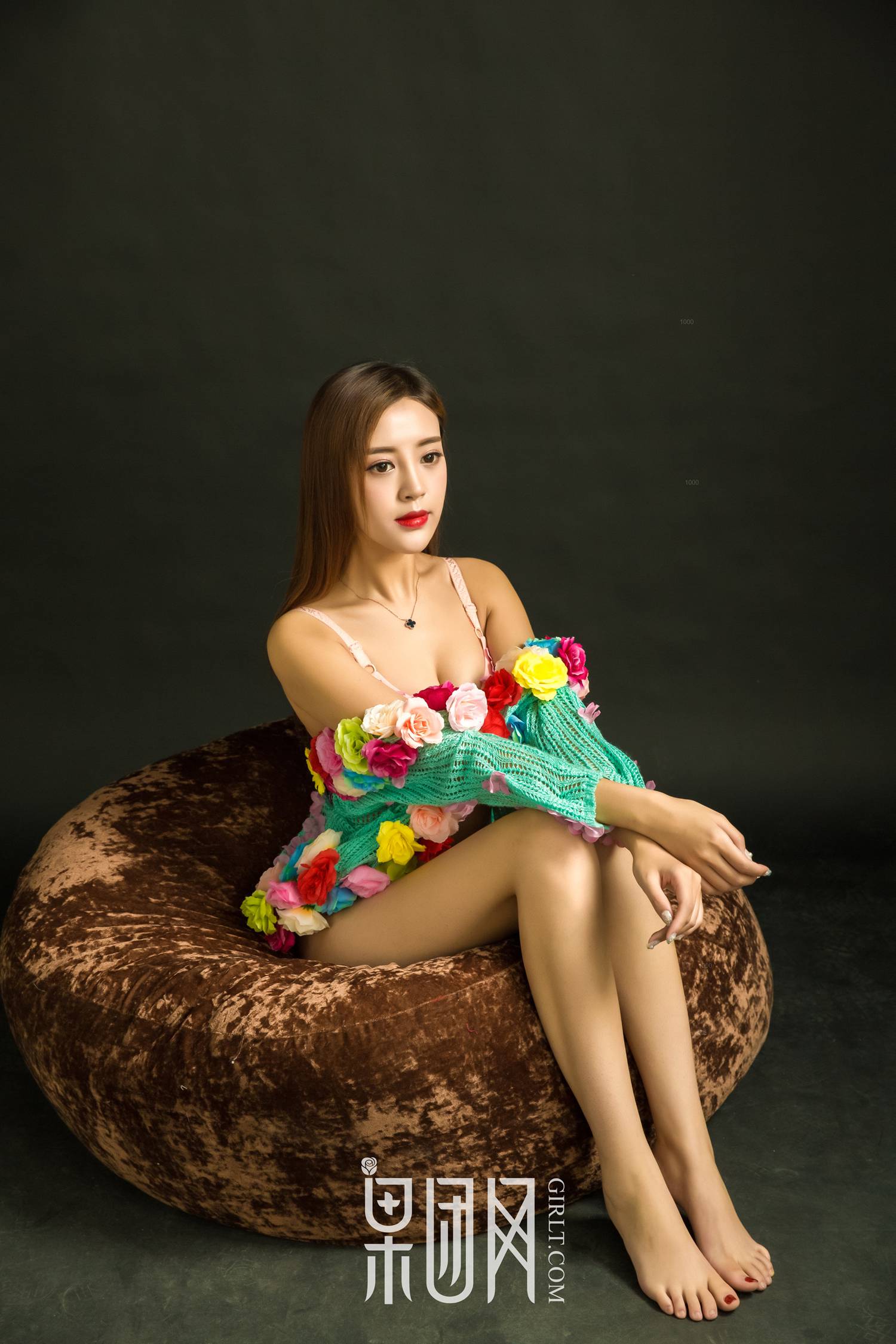 图片[33]-[Girlt果团网]2017.08.13 NO.051 温柔少女蜜球颤颤 [50P] – 速更版-美库