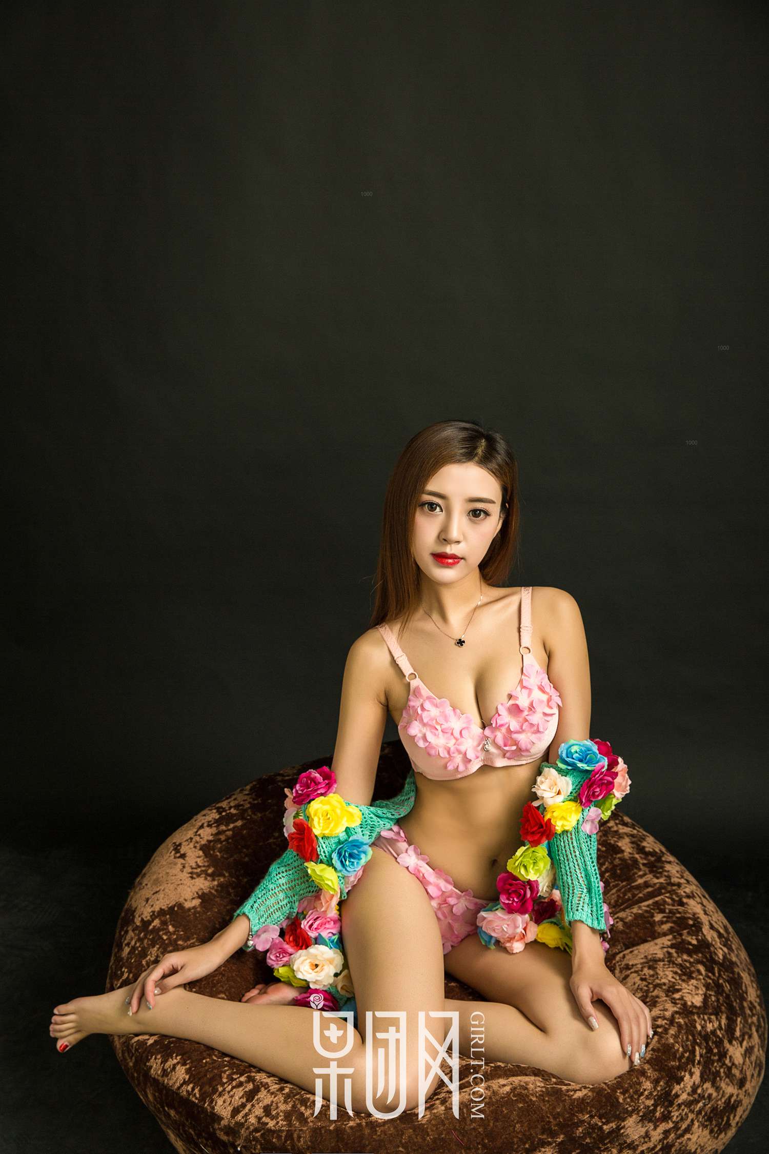 图片[39]-[Girlt果团网]2017.08.13 NO.051 温柔少女蜜球颤颤 [50P] – 速更版-美库