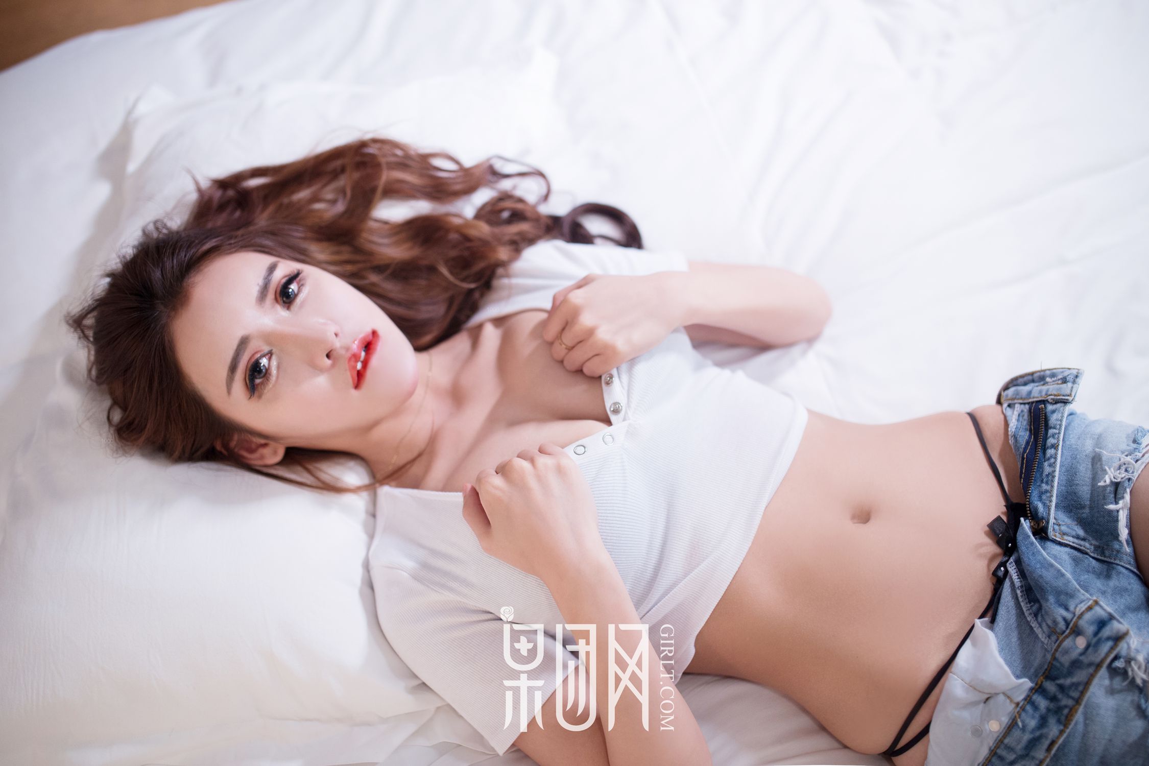 图片[14]-[Girlt果团网]2017.08.19 NO.055 lunana_lee大秀34D酥胸 [56P] – 速更版-美库