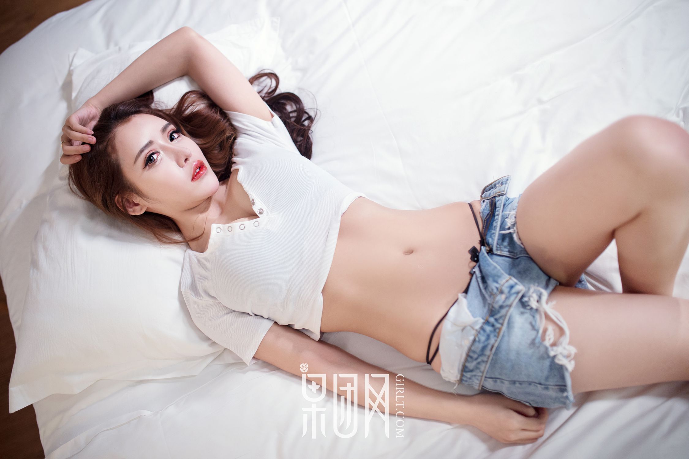 图片[17]-[Girlt果团网]2017.08.19 NO.055 lunana_lee大秀34D酥胸 [56P] – 速更版-美库