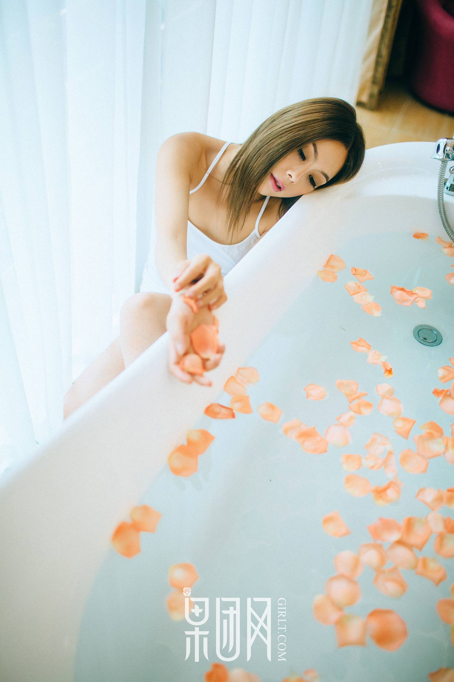 图片[10]-[Girlt果团网]2017.08.27 NO.058 清纯女酮体如玉雪白嫩肤 [61P] – 速更版-美库