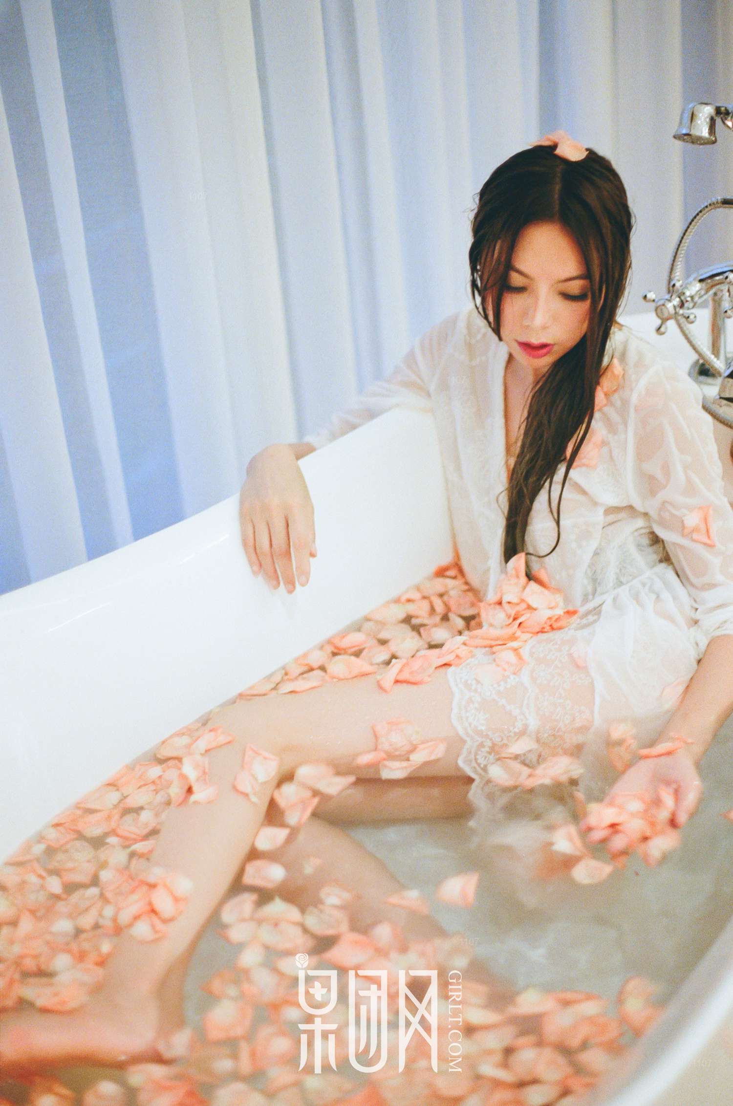 图片[31]-[Girlt果团网]2017.08.27 NO.058 清纯女酮体如玉雪白嫩肤 [61P] – 速更版-美库