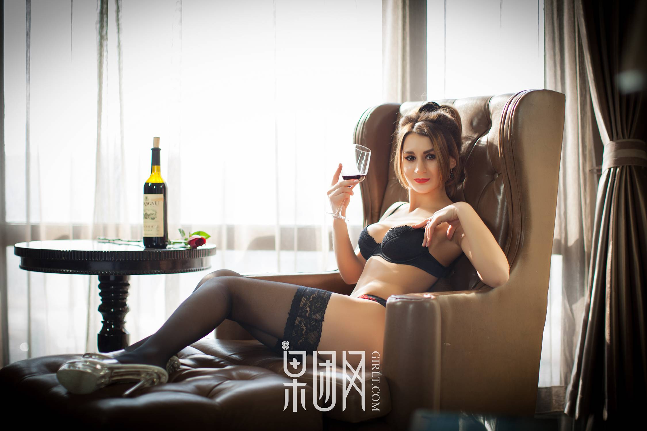 图片[33]-[Girlt果团网]2017.08.27 NO.060 欧美豪乳蜂腰爆臀娘 [47P] – 速更版-美库