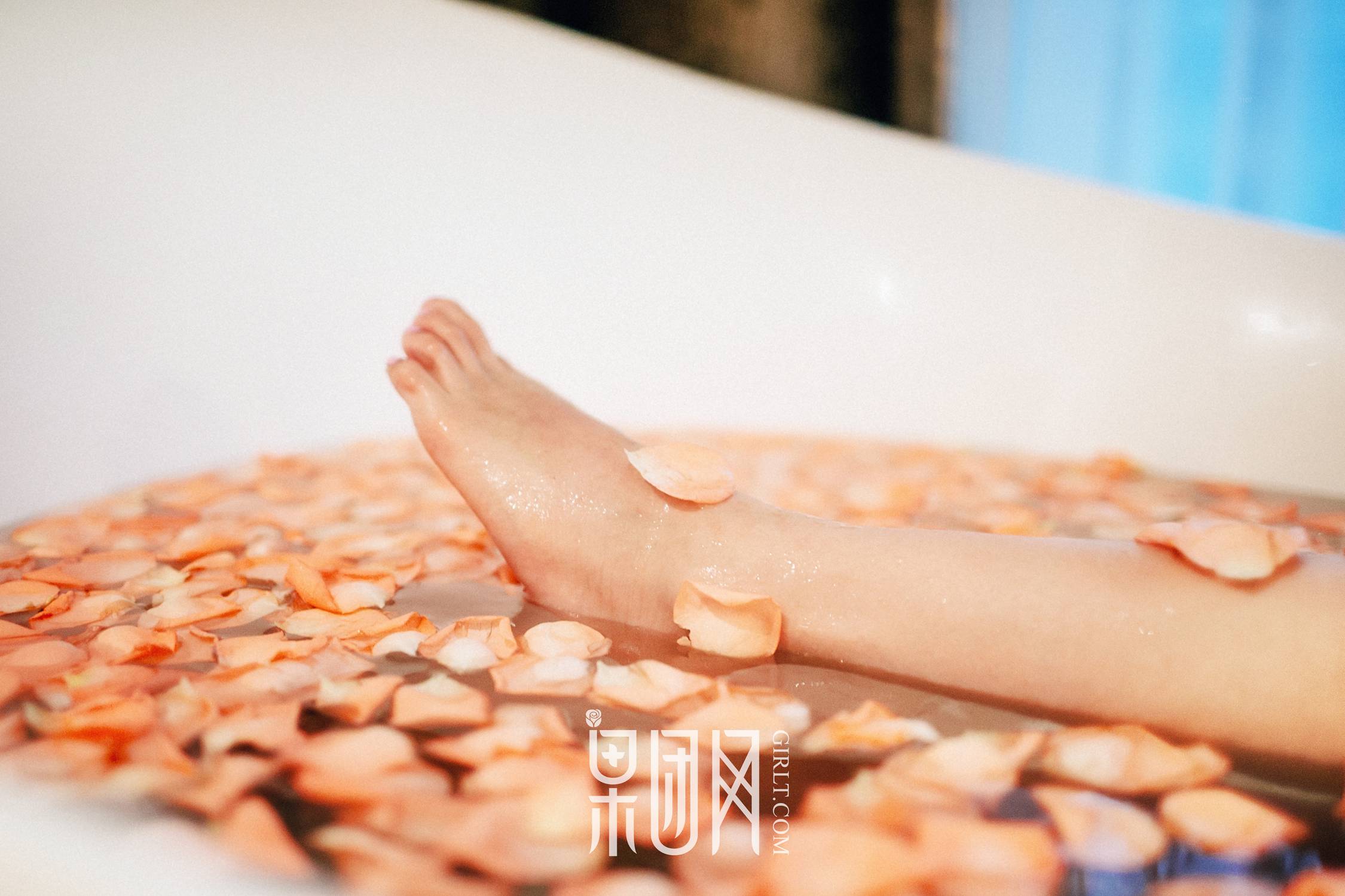 图片[22]-[Girlt果团网]2017.09.17 NO.069 居室少女Anne寂寞等候 [58P] – 速更版-美库