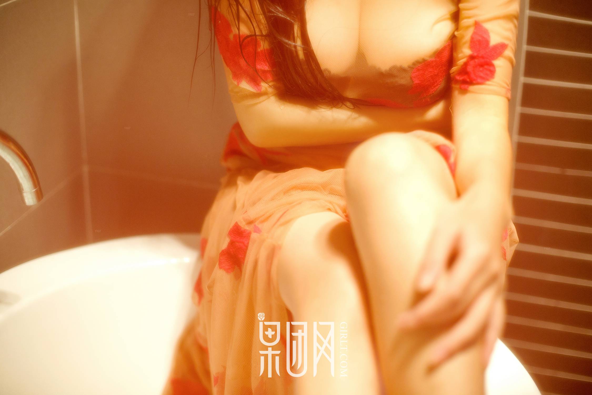 图片[13]-[Girlt果团网]2017.10.04 NO.074 红霓裳 [47P] – 速更版-美库