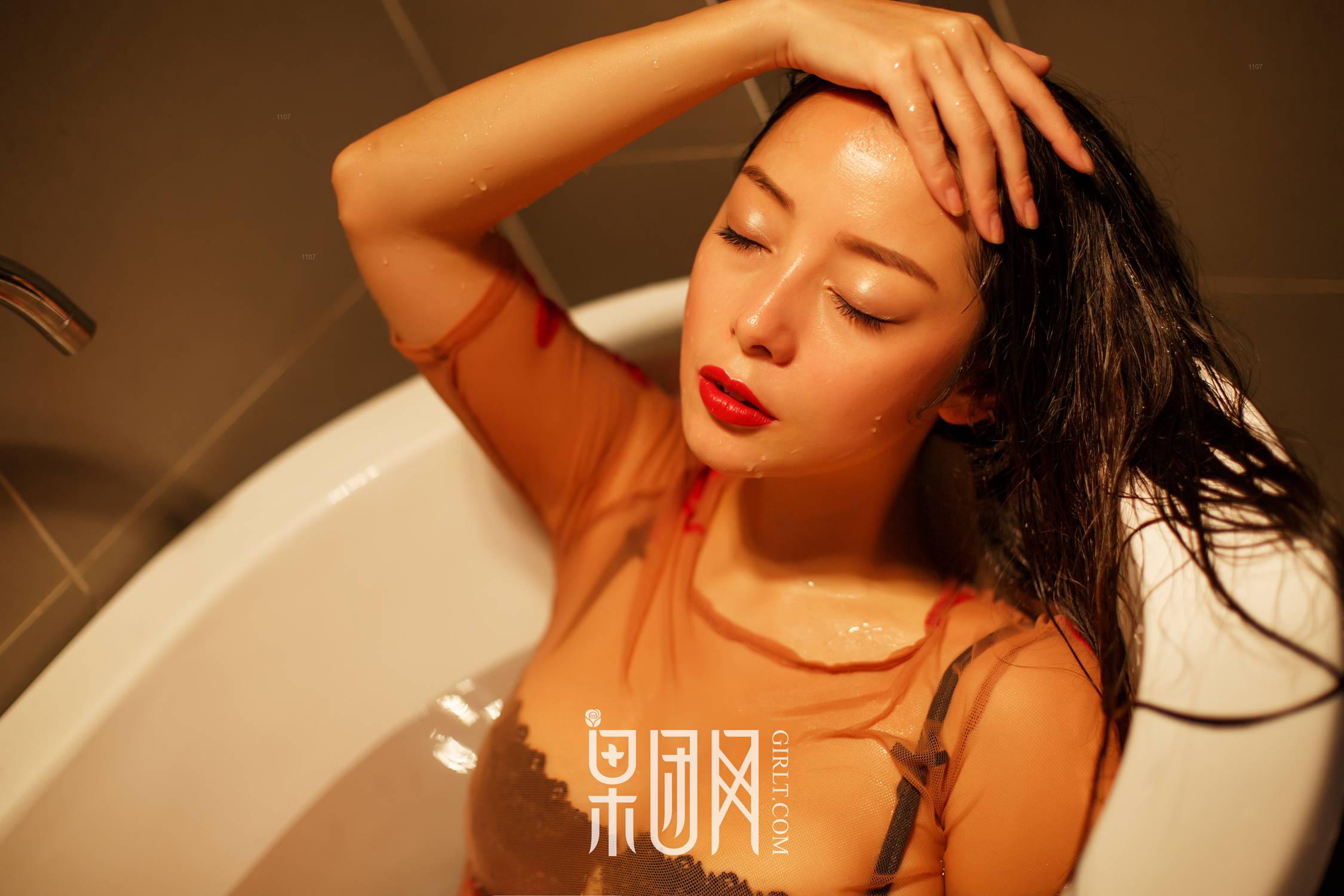 图片[21]-[Girlt果团网]2017.10.04 NO.074 红霓裳 [47P] – 速更版-美库