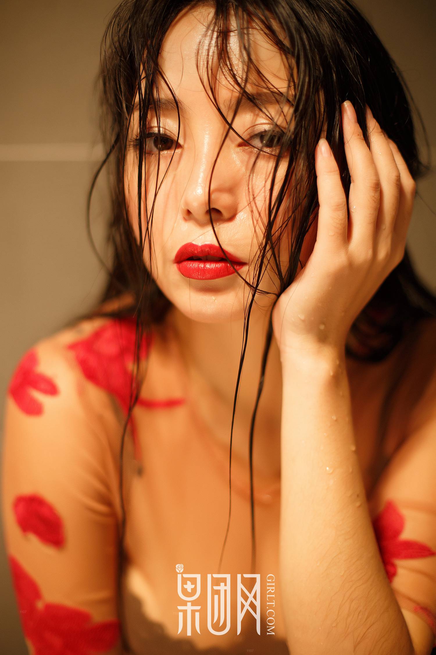 图片[27]-[Girlt果团网]2017.10.04 NO.074 红霓裳 [47P] – 速更版-美库