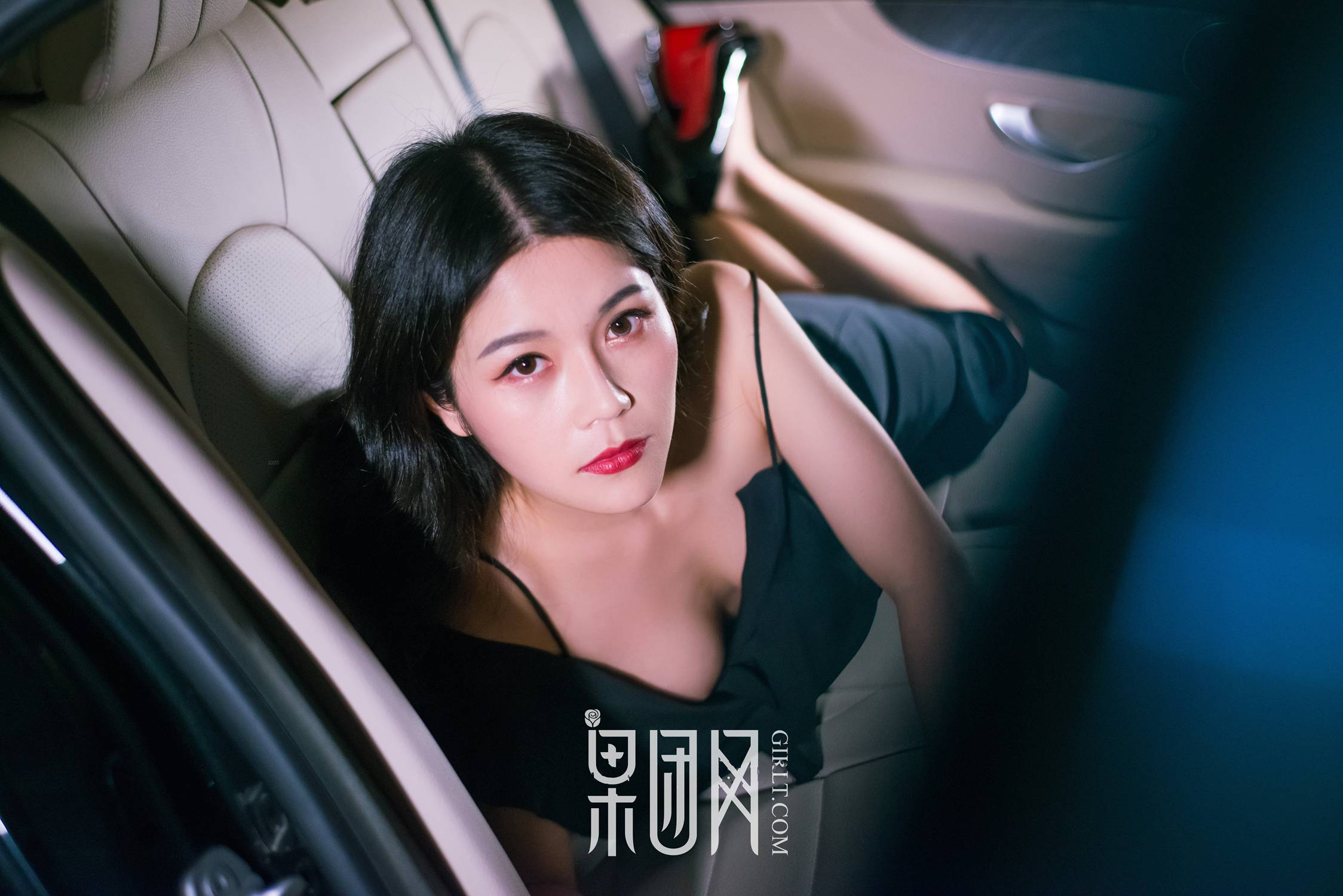 图片[19]-[Girlt果团网]2017.12.17 NO.107 微微 [64P] – 速更版-美库