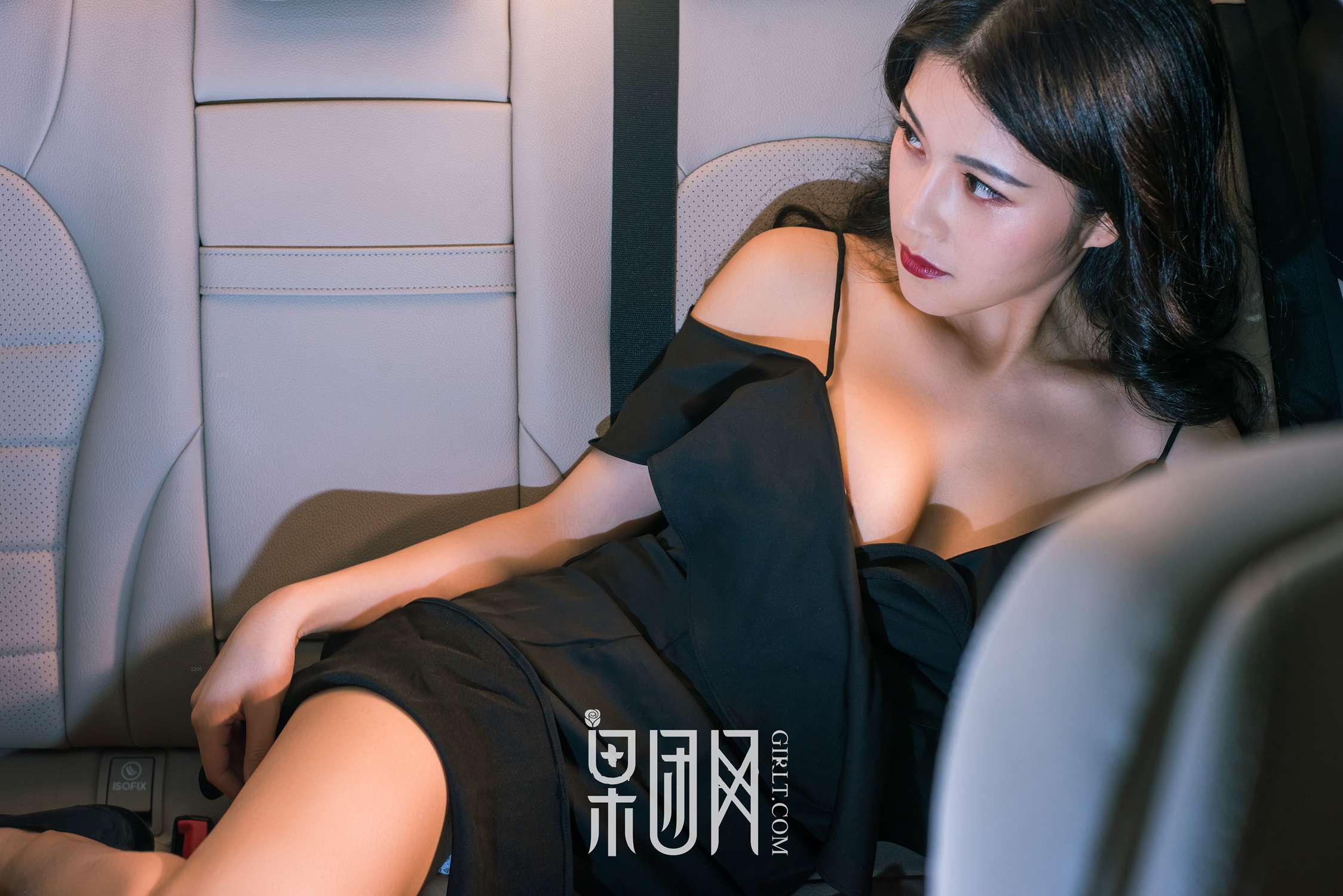 图片[27]-[Girlt果团网]2017.12.17 NO.107 微微 [64P] – 速更版-美库