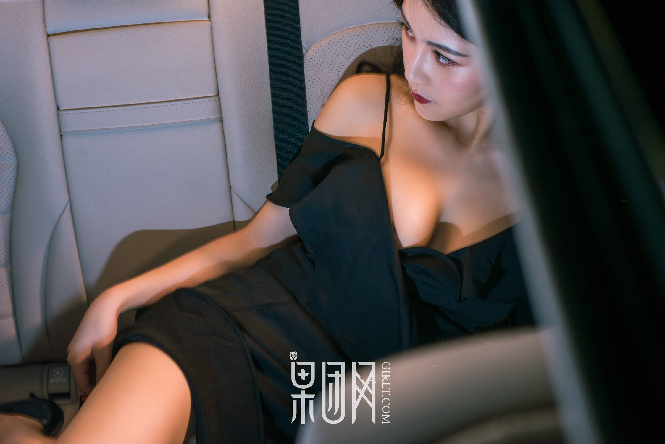图片[28]-[Girlt果团网]2017.12.17 NO.107 微微 [64P] – 速更版-美库