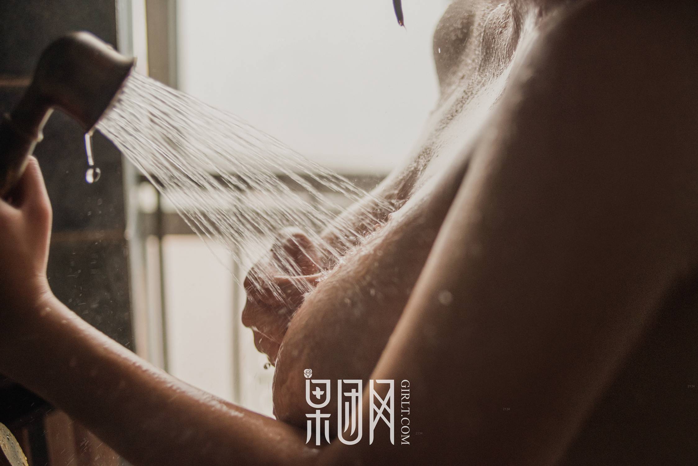 图片[31]-[Girlt果团网]2018.04.02 NO.135 女神在果团等你 [41P] – 速更版-美库