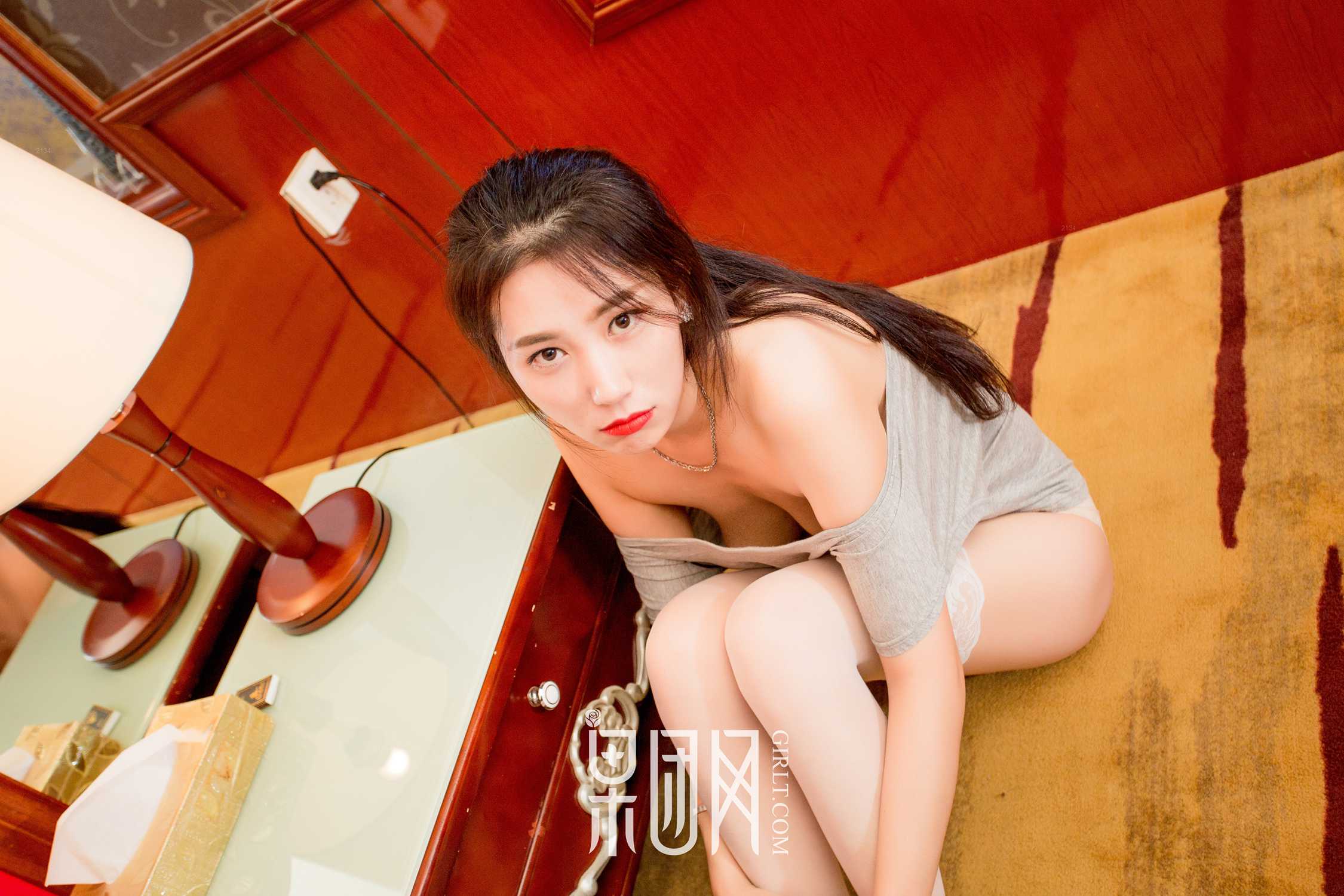 图片[32]-[Girlt果团网]2018.04.10 NO.137 巨乳女神yoki [65P] – 速更版-美库