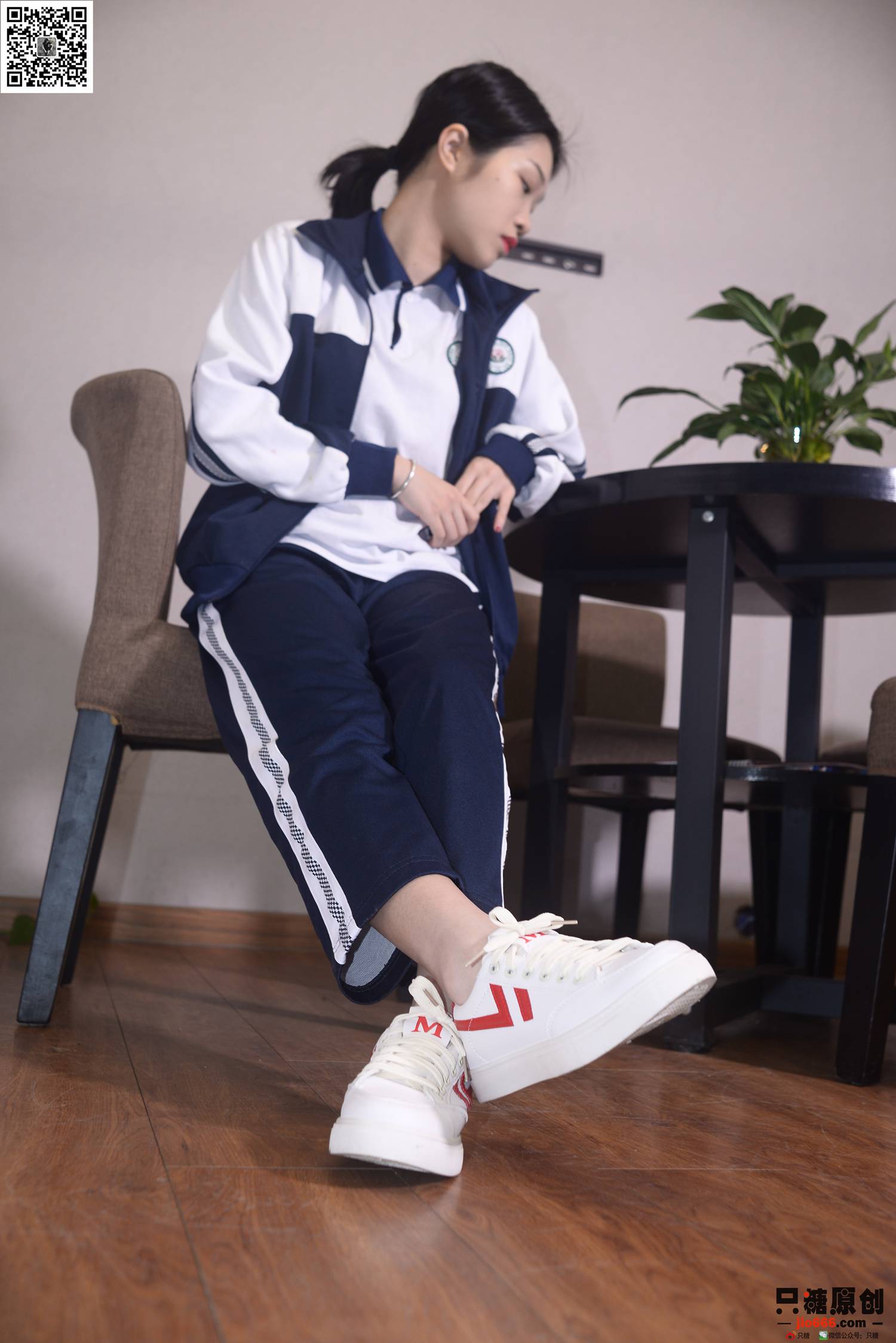 图片[123]-[只糖棉袜]NO.199 橘子 时光如初见[187P] – 速更版-美库