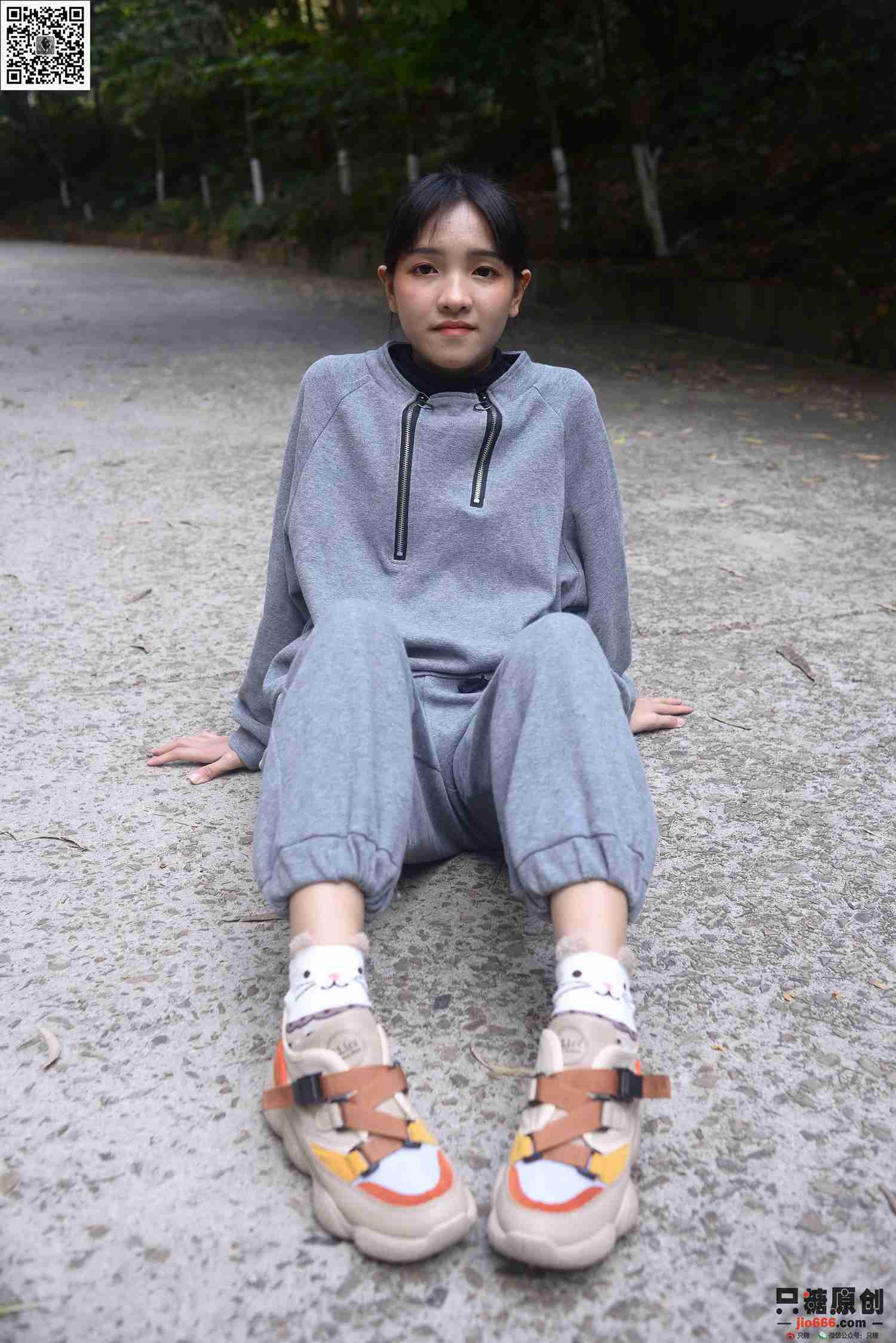 图片[30]-[只糖棉袜]NO.203 点点 爱自己是终生浪漫的开始[192P] – 速更版-美库