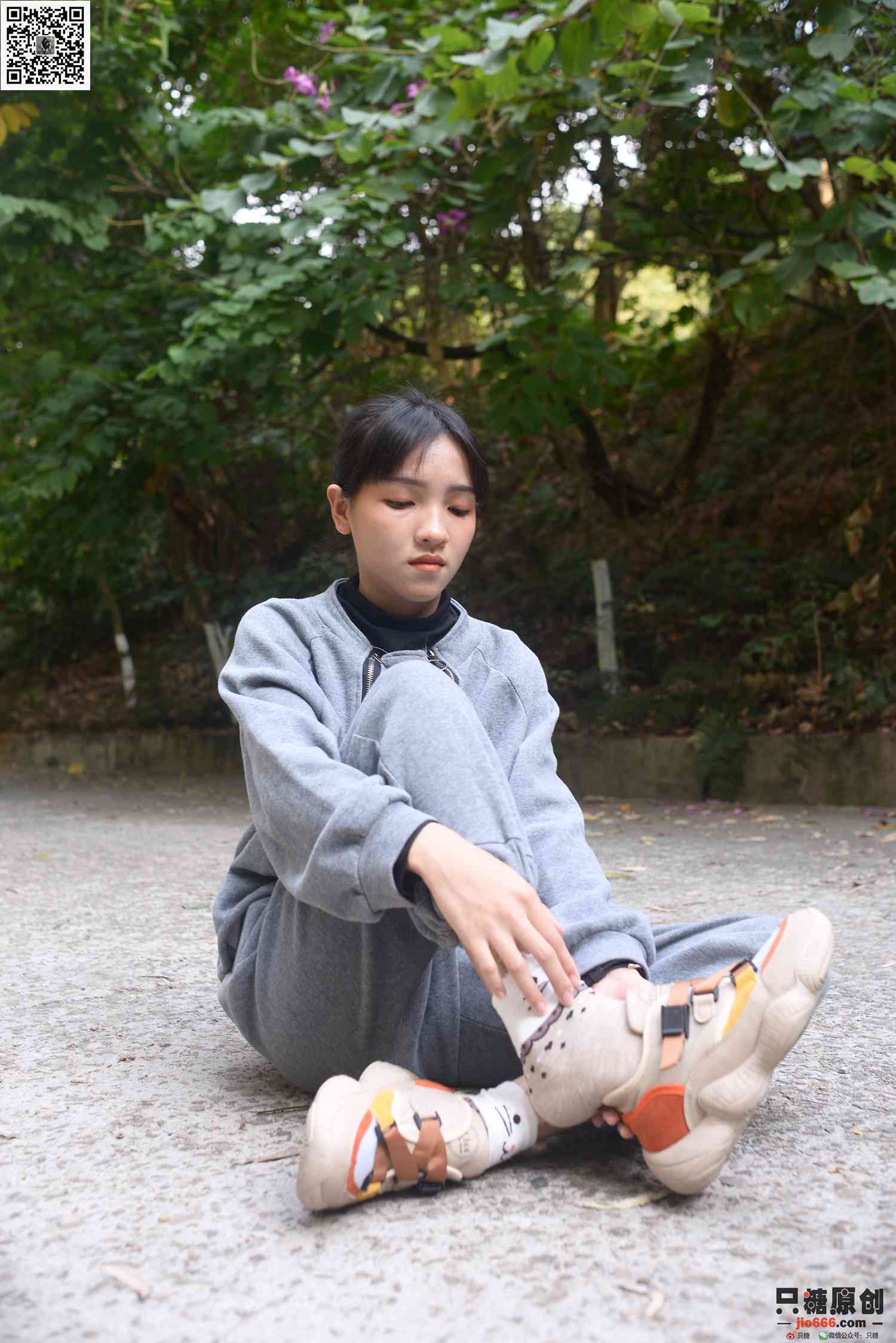 图片[50]-[只糖棉袜]NO.203 点点 爱自己是终生浪漫的开始[192P] – 速更版-美库