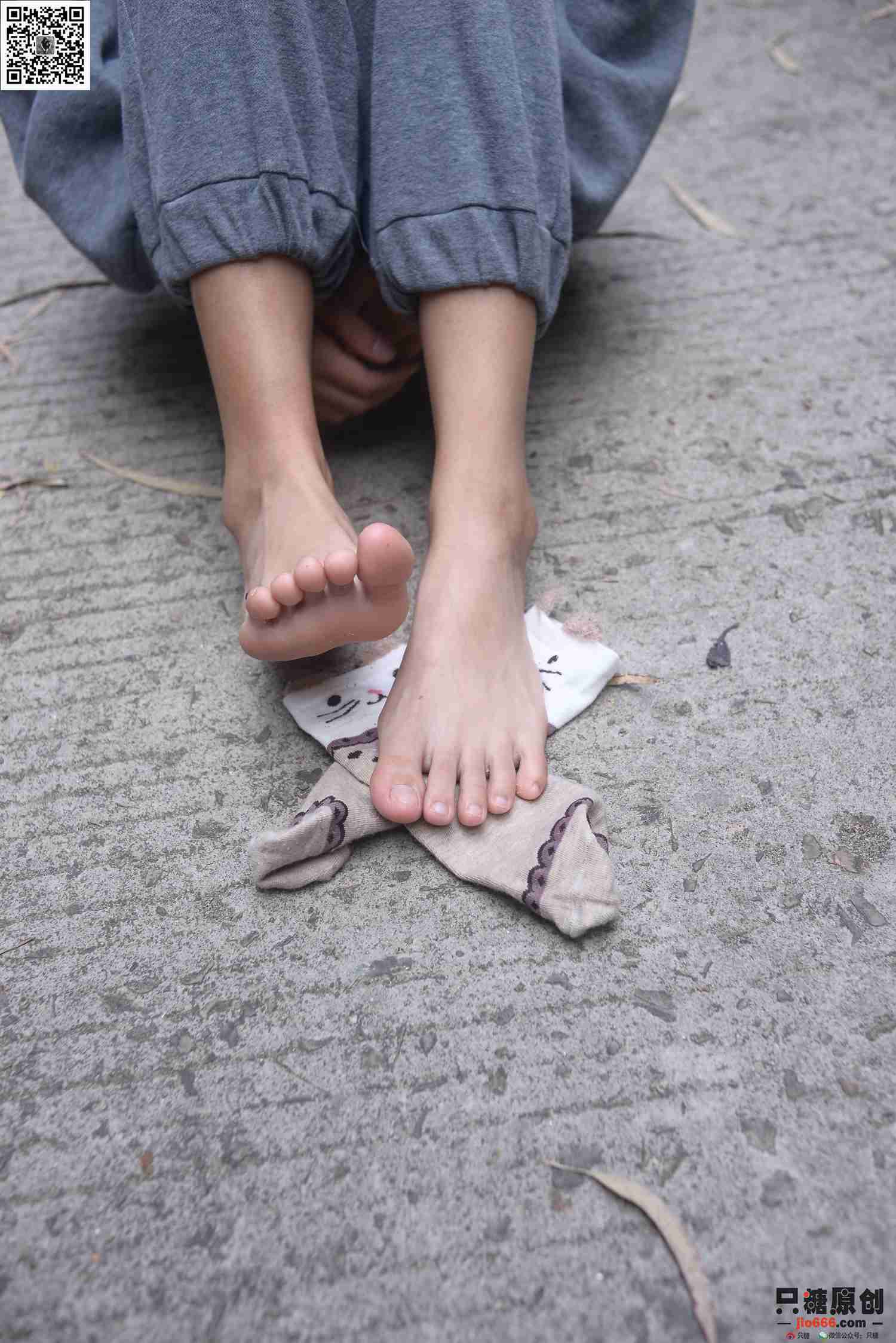 图片[157]-[只糖棉袜]NO.203 点点 爱自己是终生浪漫的开始[192P] – 速更版-美库