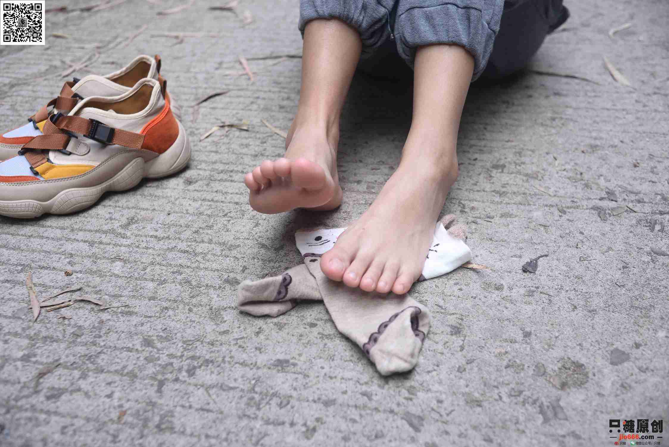 图片[158]-[只糖棉袜]NO.203 点点 爱自己是终生浪漫的开始[192P] – 速更版-美库