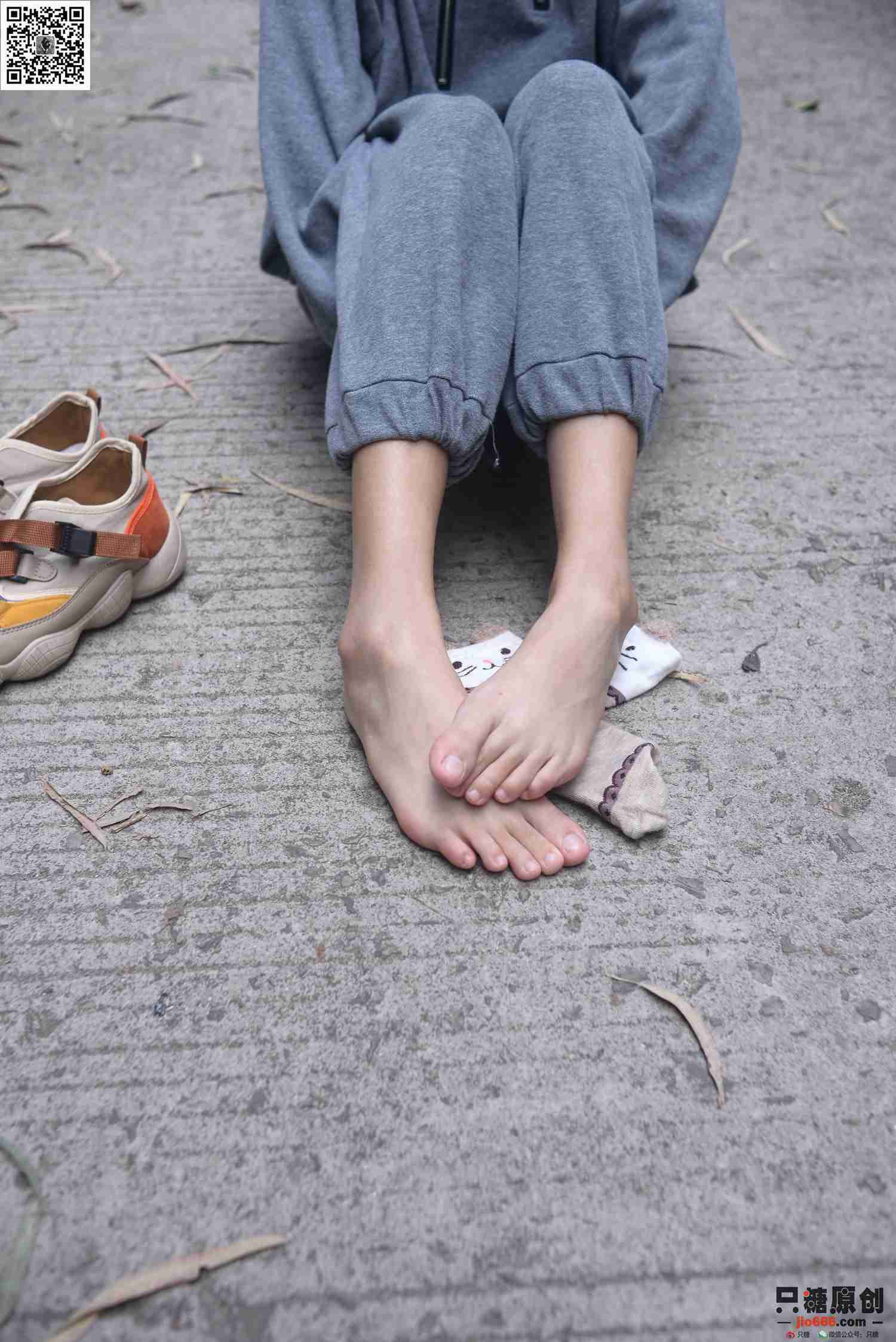 图片[160]-[只糖棉袜]NO.203 点点 爱自己是终生浪漫的开始[192P] – 速更版-美库