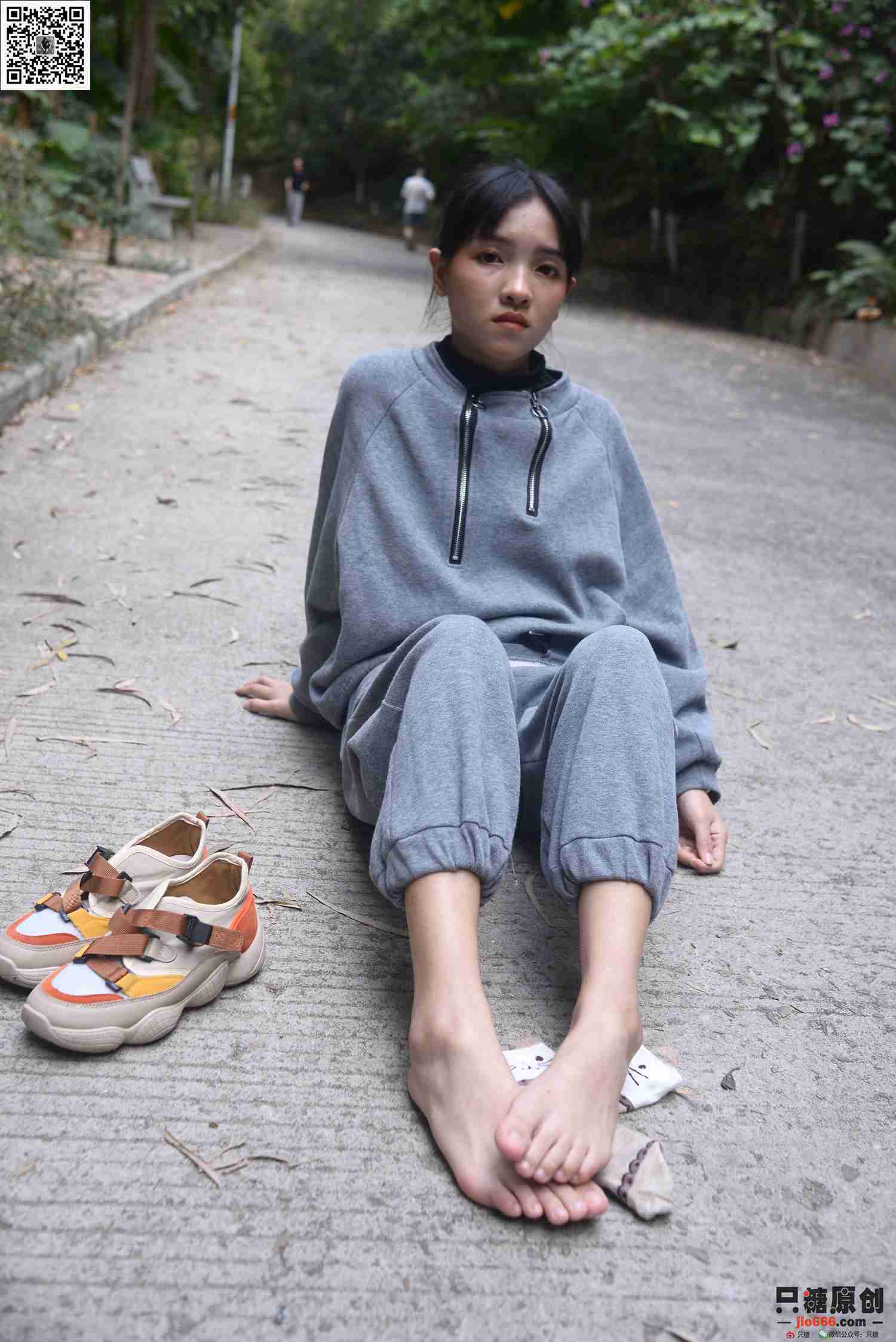 图片[161]-[只糖棉袜]NO.203 点点 爱自己是终生浪漫的开始[192P] – 速更版-美库