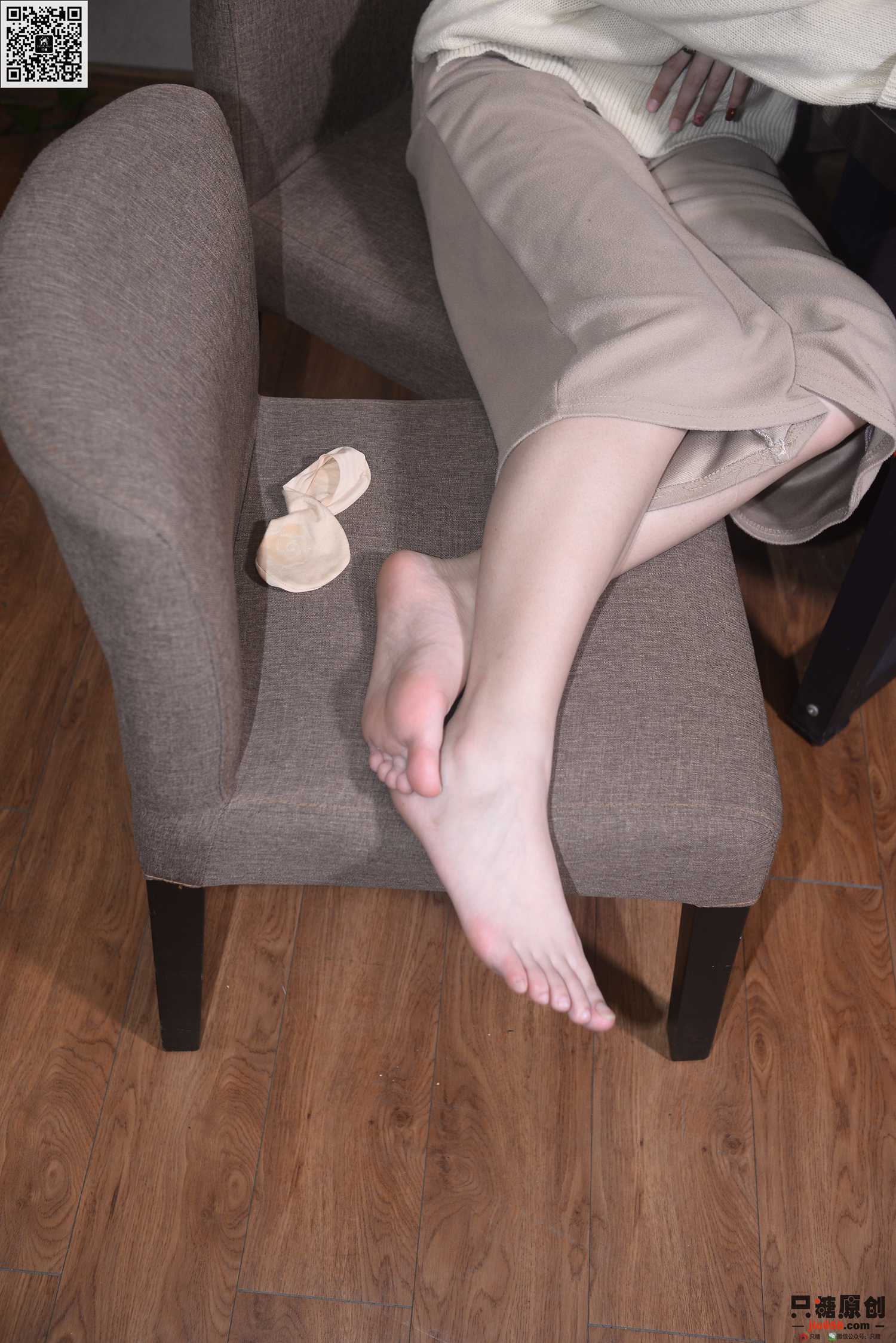 图片[175]-[只糖棉袜]NO.206 苏瑶 夜暗方显万颗星 [194P] – 速更版-美库