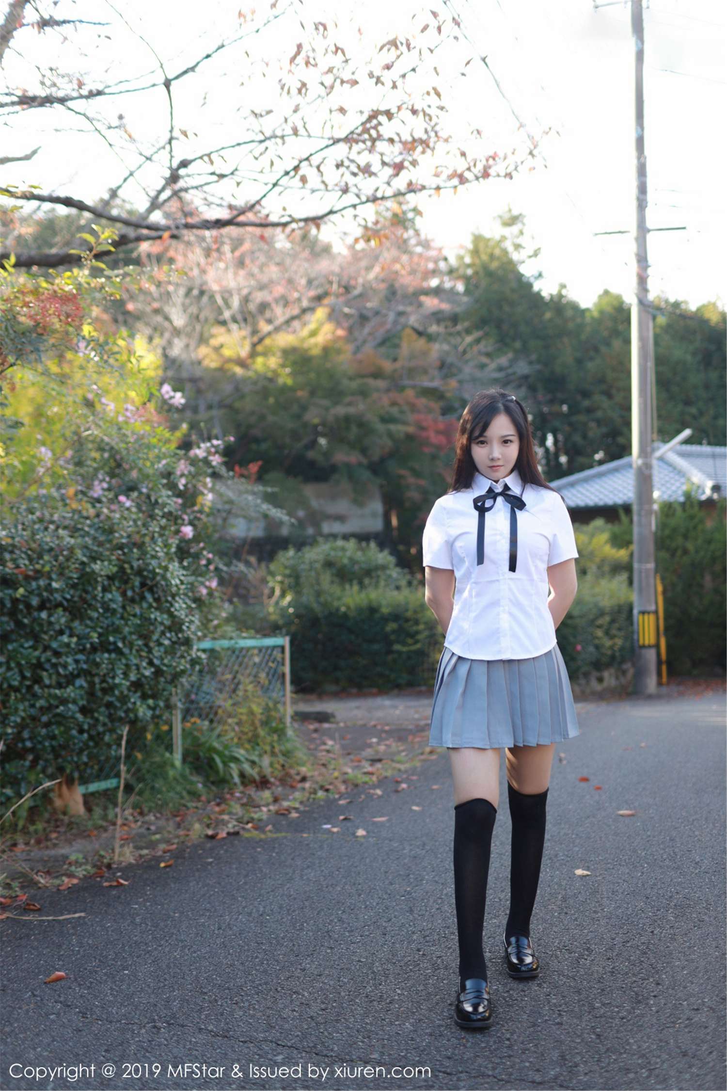 图片[33]-[MFStar模范学院]2019.05.24 VOL.193 徐微微mia[40+1P] – 速更版-美库