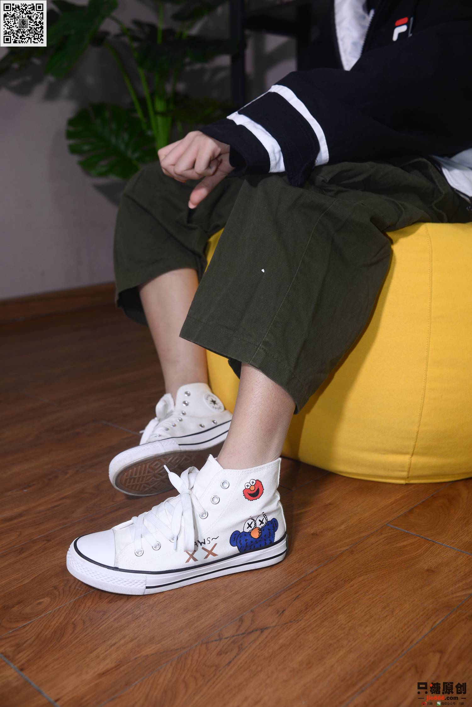 图片[18]-[只糖棉袜]NO.210 彤彤 诗也简单，心也简单[219P] – 速更版-美库