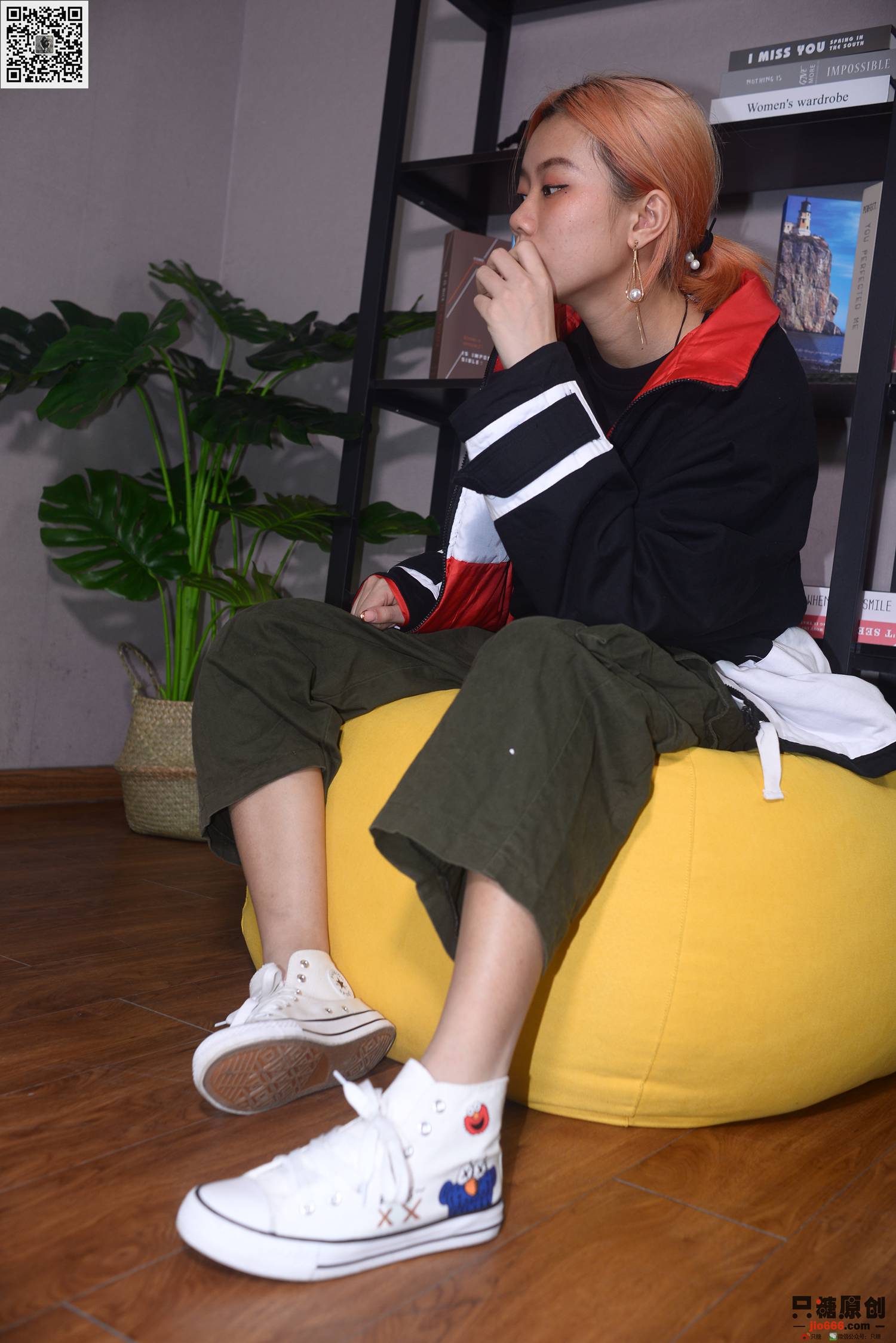 图片[20]-[只糖棉袜]NO.210 彤彤 诗也简单，心也简单[219P] – 速更版-美库