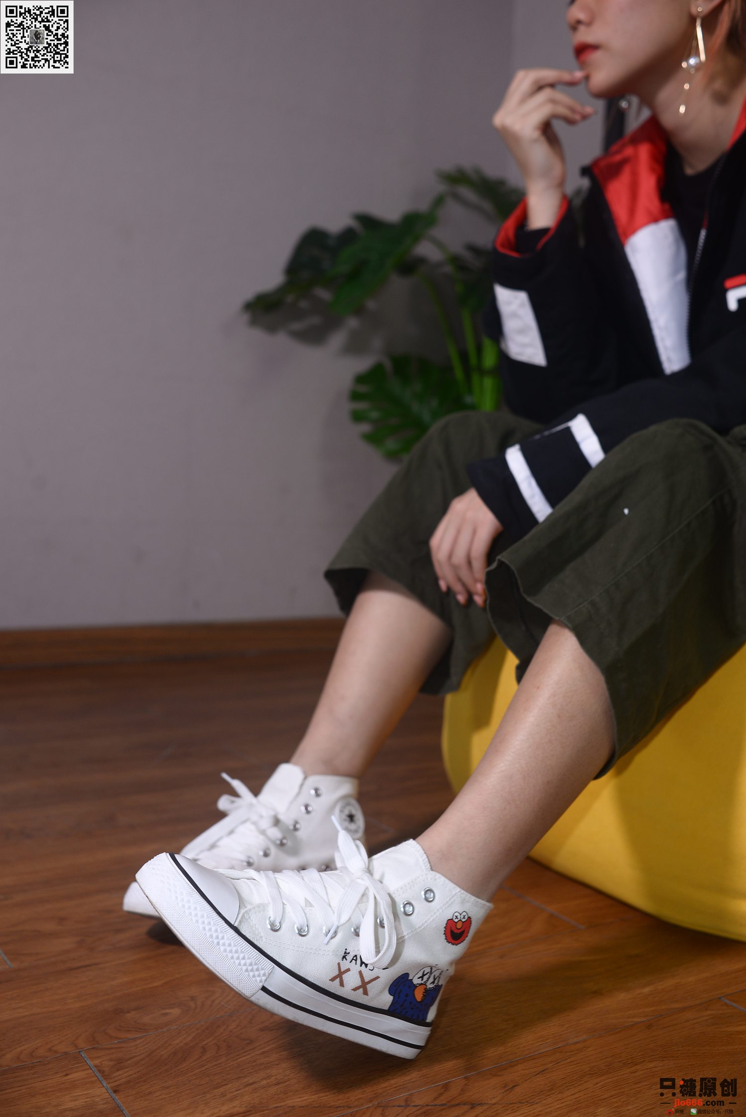 图片[24]-[只糖棉袜]NO.210 彤彤 诗也简单，心也简单[219P] – 速更版-美库