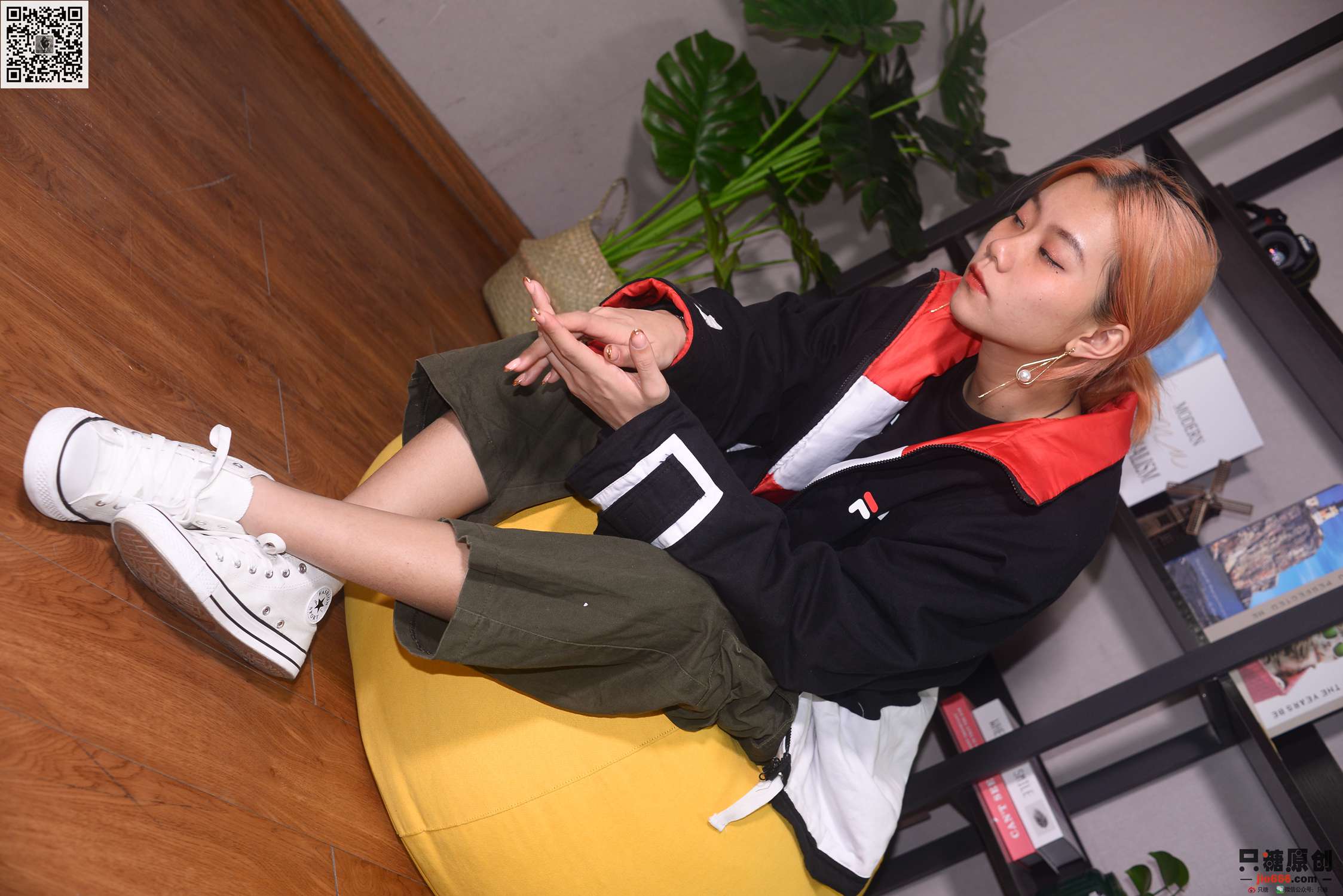 图片[27]-[只糖棉袜]NO.210 彤彤 诗也简单，心也简单[219P] – 速更版-美库