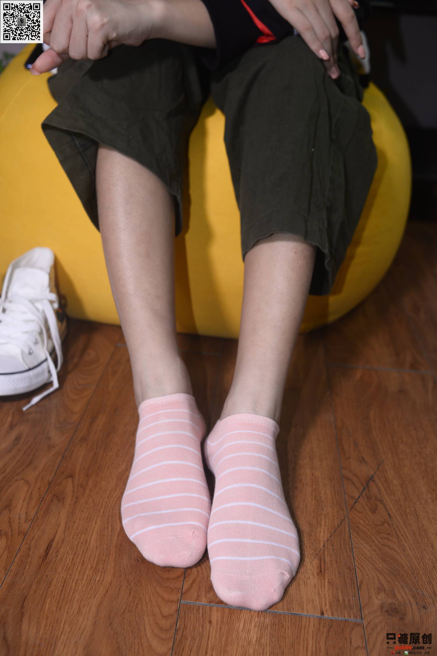 图片[65]-[只糖棉袜]NO.210 彤彤 诗也简单，心也简单[219P] – 速更版-美库