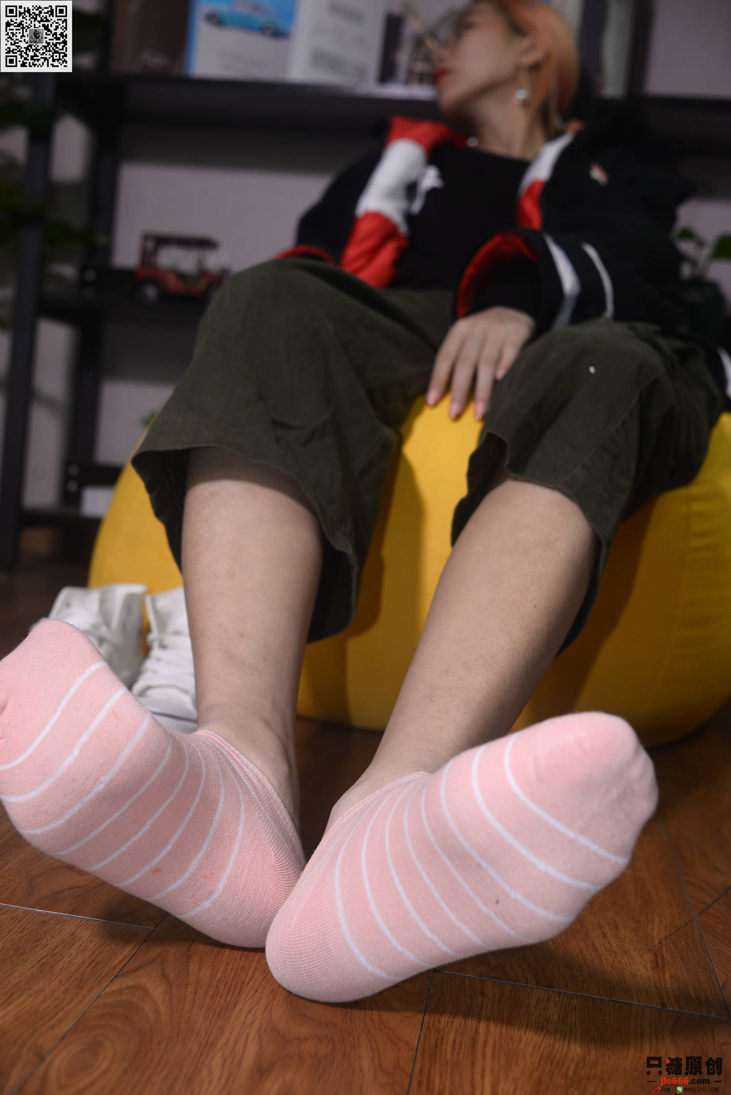 图片[78]-[只糖棉袜]NO.210 彤彤 诗也简单，心也简单[219P] – 速更版-美库