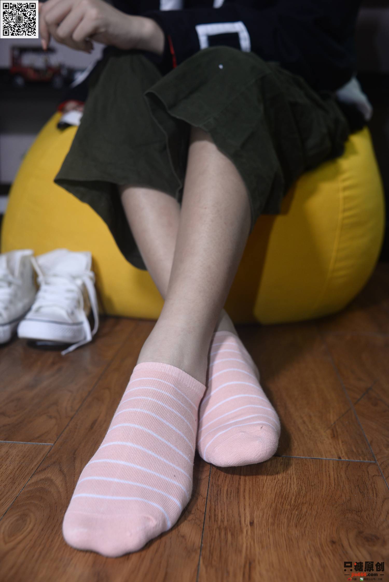 图片[91]-[只糖棉袜]NO.210 彤彤 诗也简单，心也简单[219P] – 速更版-美库