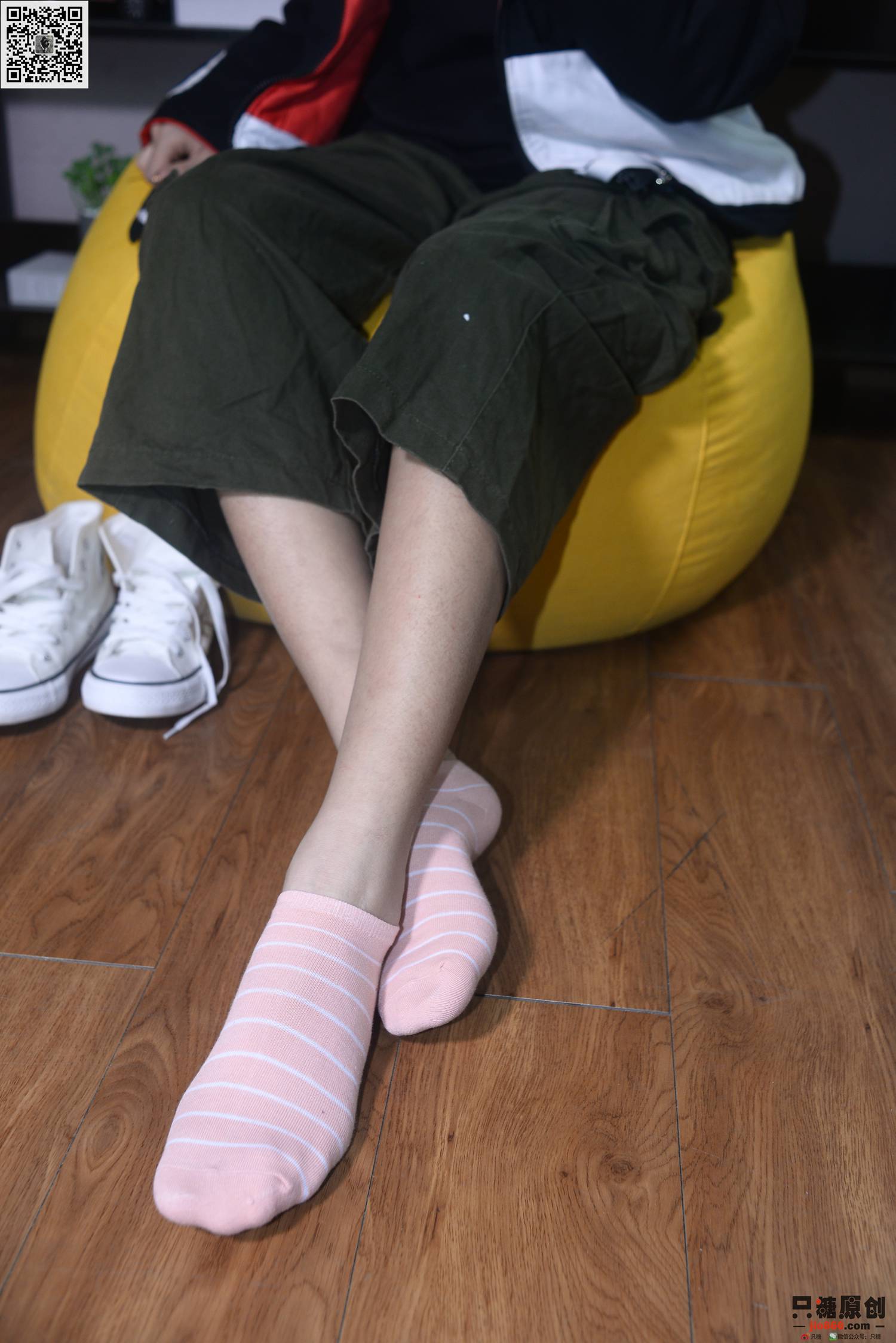 图片[94]-[只糖棉袜]NO.210 彤彤 诗也简单，心也简单[219P] – 速更版-美库