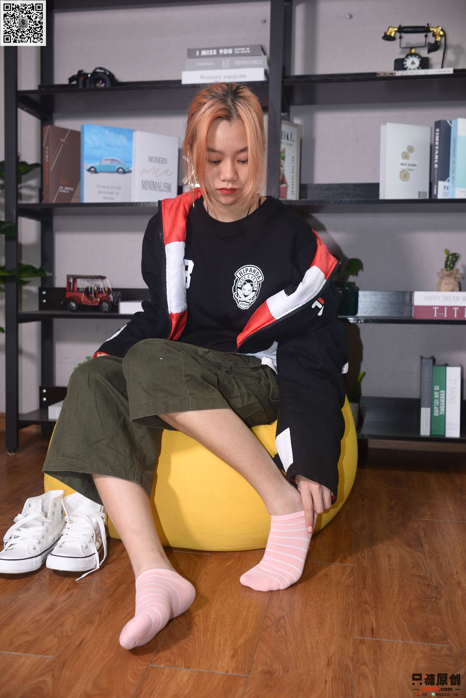 图片[96]-[只糖棉袜]NO.210 彤彤 诗也简单，心也简单[219P] – 速更版-美库